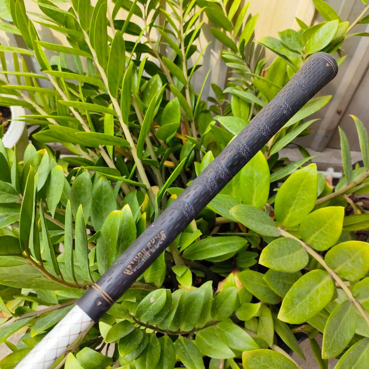 *** มีรอบบุ๋มสองจุด*** DRIVER YARD HUNTER YHS-WO1 HI-COR ก้าน YARD HUNTER FLEX R ไม้หน้าเด้ง (ผิดกฏ) จากญี่ปุ่น ไม้กอล์ฟพรีเมี่ยมมือสอง By NakaraLuxurious