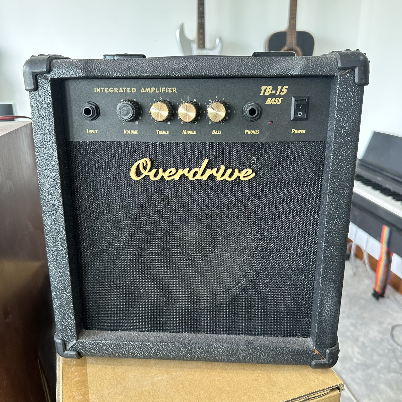 Overdrive B-15 แอมป์เบส