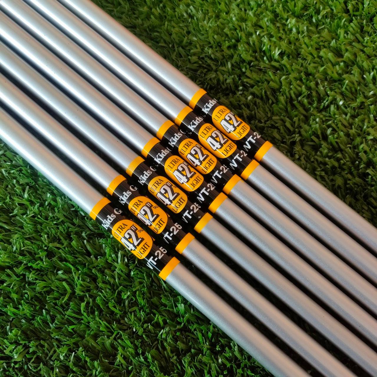 **ก้านไม้กอล์ฟเด็กสำหรับใส่ชุดเหล็ก** ก้าน U.S.KIDS GOLF ULTRA 42 LIGHT WT-25 ความยาว 24นิ้ว มือหนึ่ง ของแท้ BY NakaraLuxurious