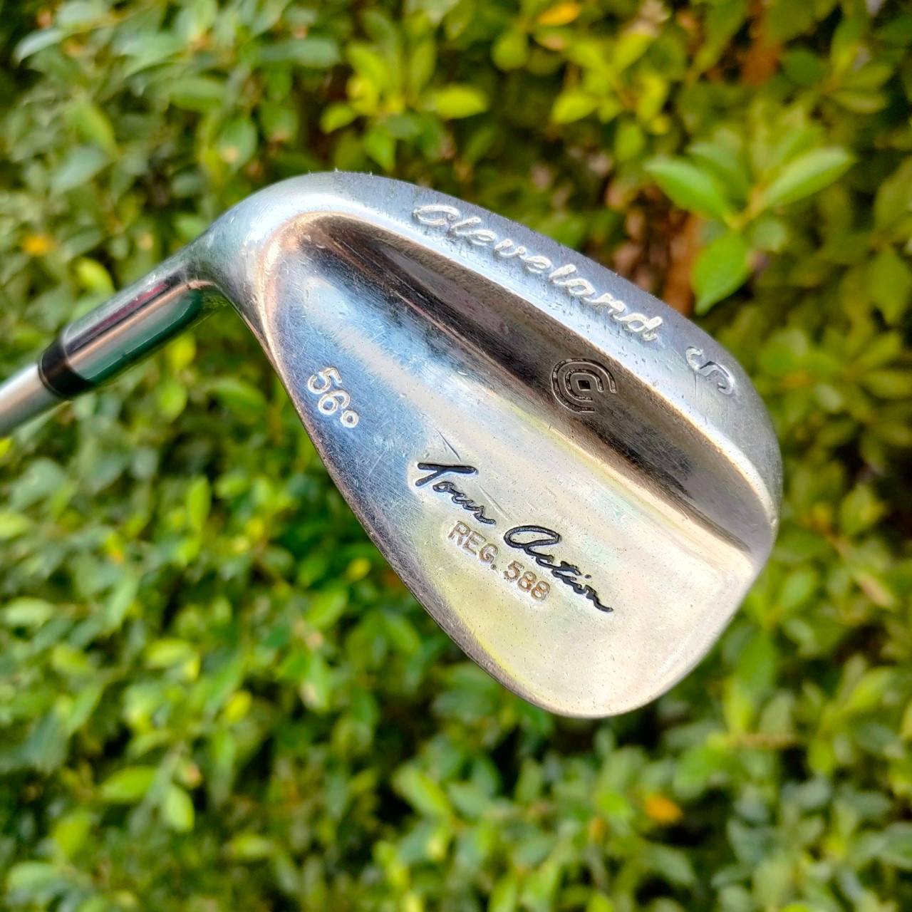 ** ไม้กอล์ฟสำหรับท่านที่ถนัดซ้าย ** WEDGE CLEVELAND REG.588 องศา 56 ก้าน KBS TOUR C-TAPER FLEX S 588 เป็นรุ่นต้นตำหรับที่สร้างชื่อให้ Cleveland ไม้กอล์ฟพรีเมี่ยมมือสอง By NakaraLuxurious