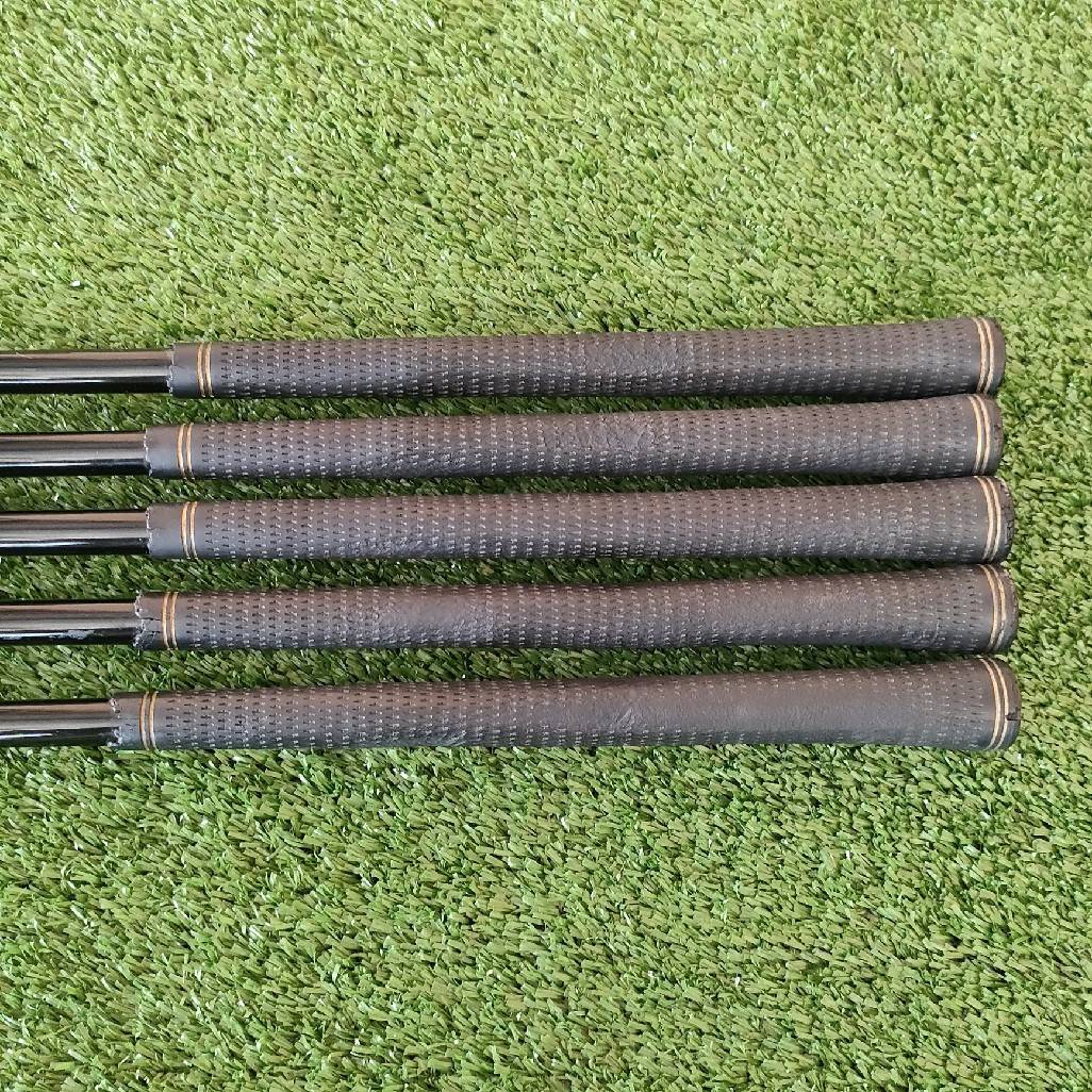 ชุดเหล็ก GULIVER ALPHABIT มีเหล็ก 6-9 เเละ PW