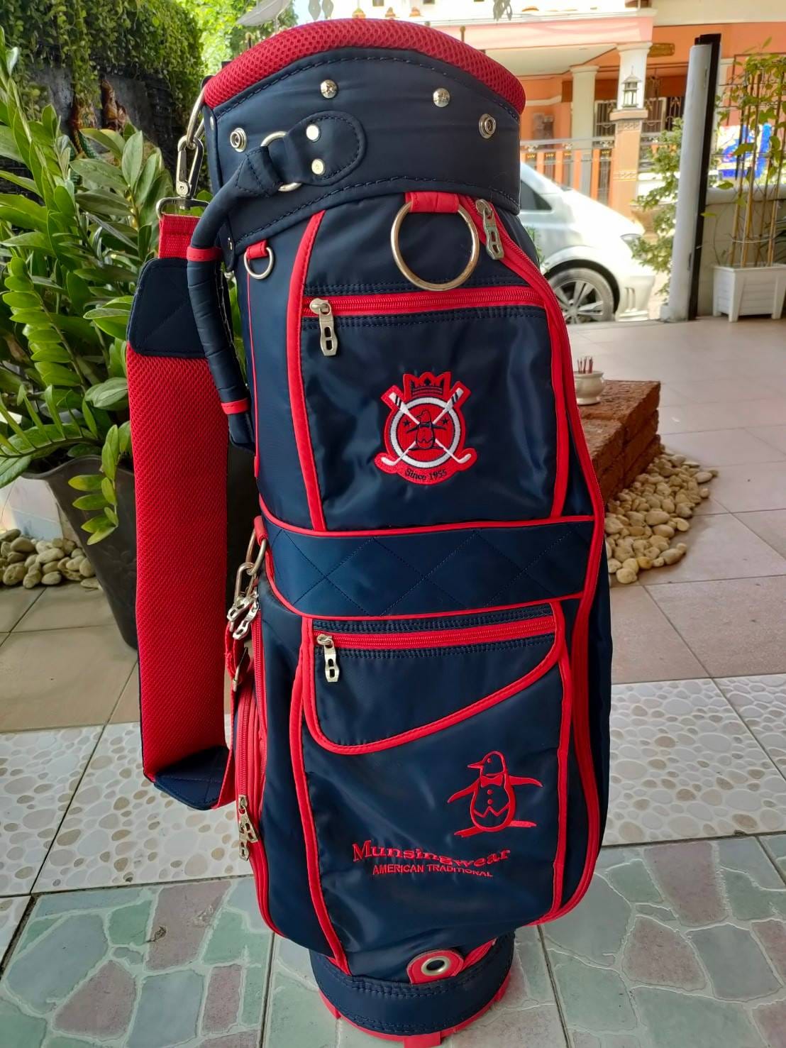 ถุงกอล์ฟเพจกวิ้น MUNSINGWEAR