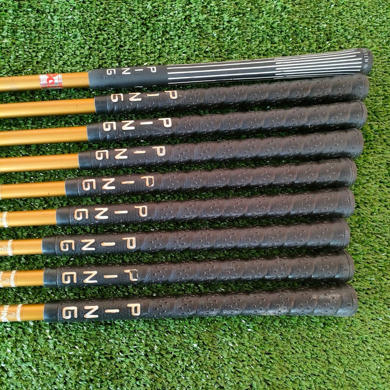 ชุดเหล็ก PING EYE 2 PLUS จุดส้ม มีเหล็ก 3 - 9 เเละ PW SW ก้าน ALDILA PING FLEX R