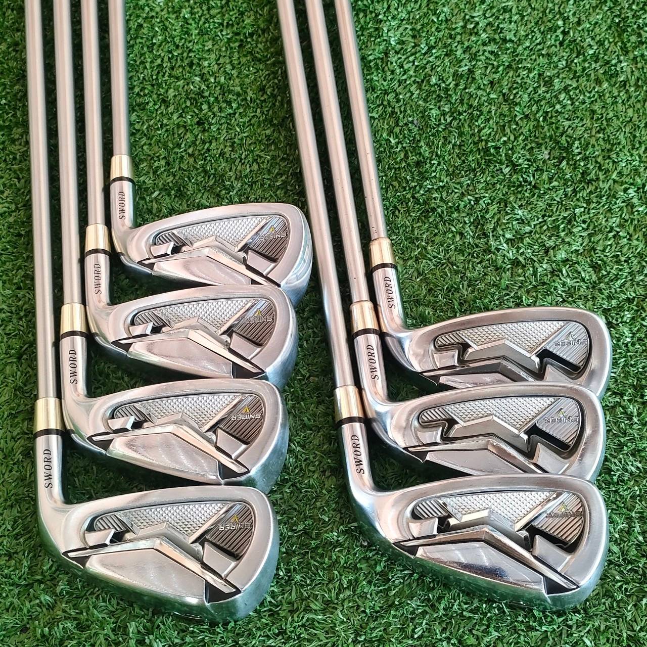 ชุดเหล็ก SWORD SNIPER V มีเหล็ก 6 - 9 เเละ PW AW SW ก้าน TOUR AD SWORD FLEX SR รุ่น PLATINUM สุดพรีเมี่ยม, ก้าน TOUR AD, กริพ IOMIC ไม้กอล์ฟมือสอง ของแท้ BY NakaraLuxurious