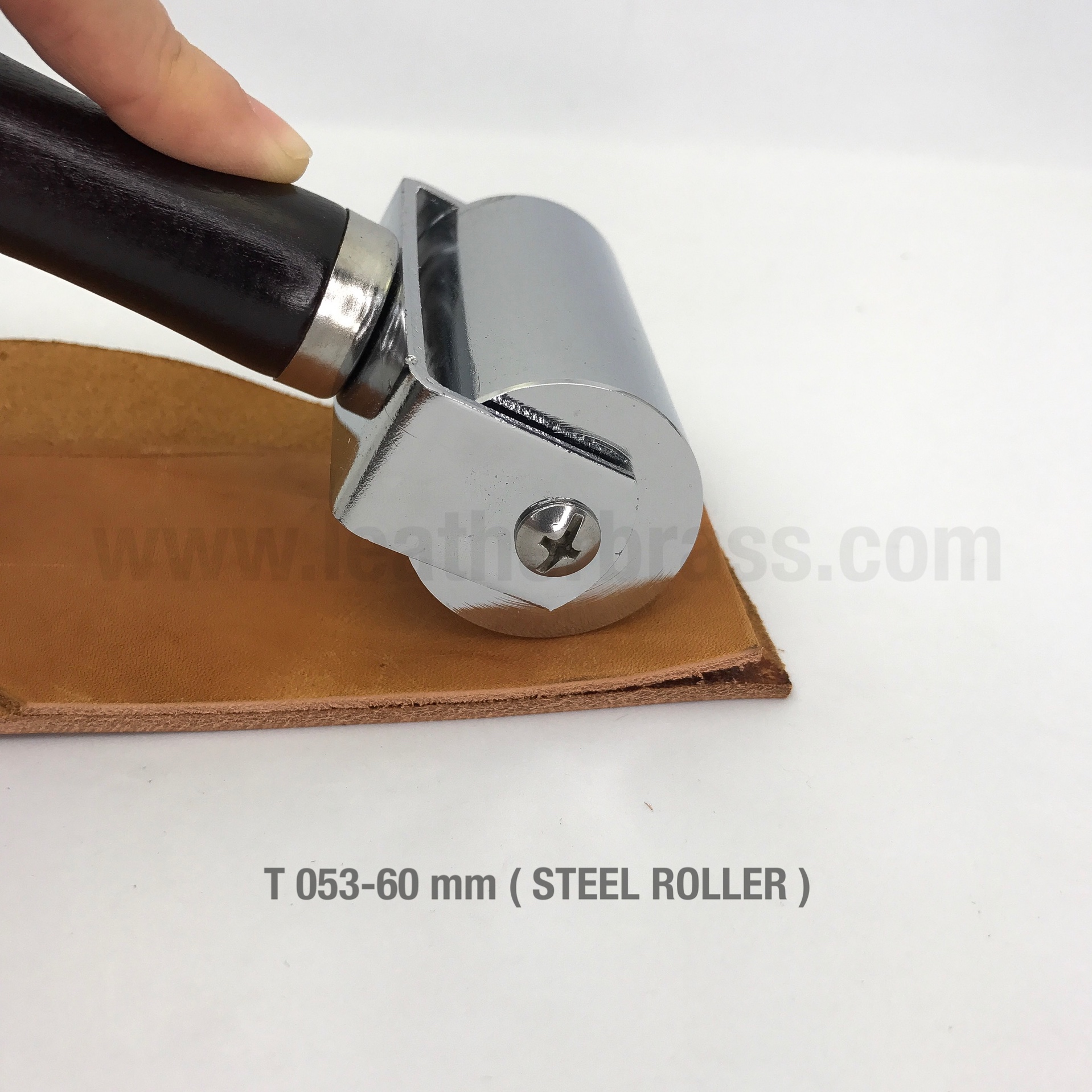 T053-60 ลูกกลิ้งเหล็ก หน้ากว้าง 60 mm คละสี สำหรับรีด กดทับ อุปกรณ์งาน DIY leatherbrass**ราคาต่ออัน**