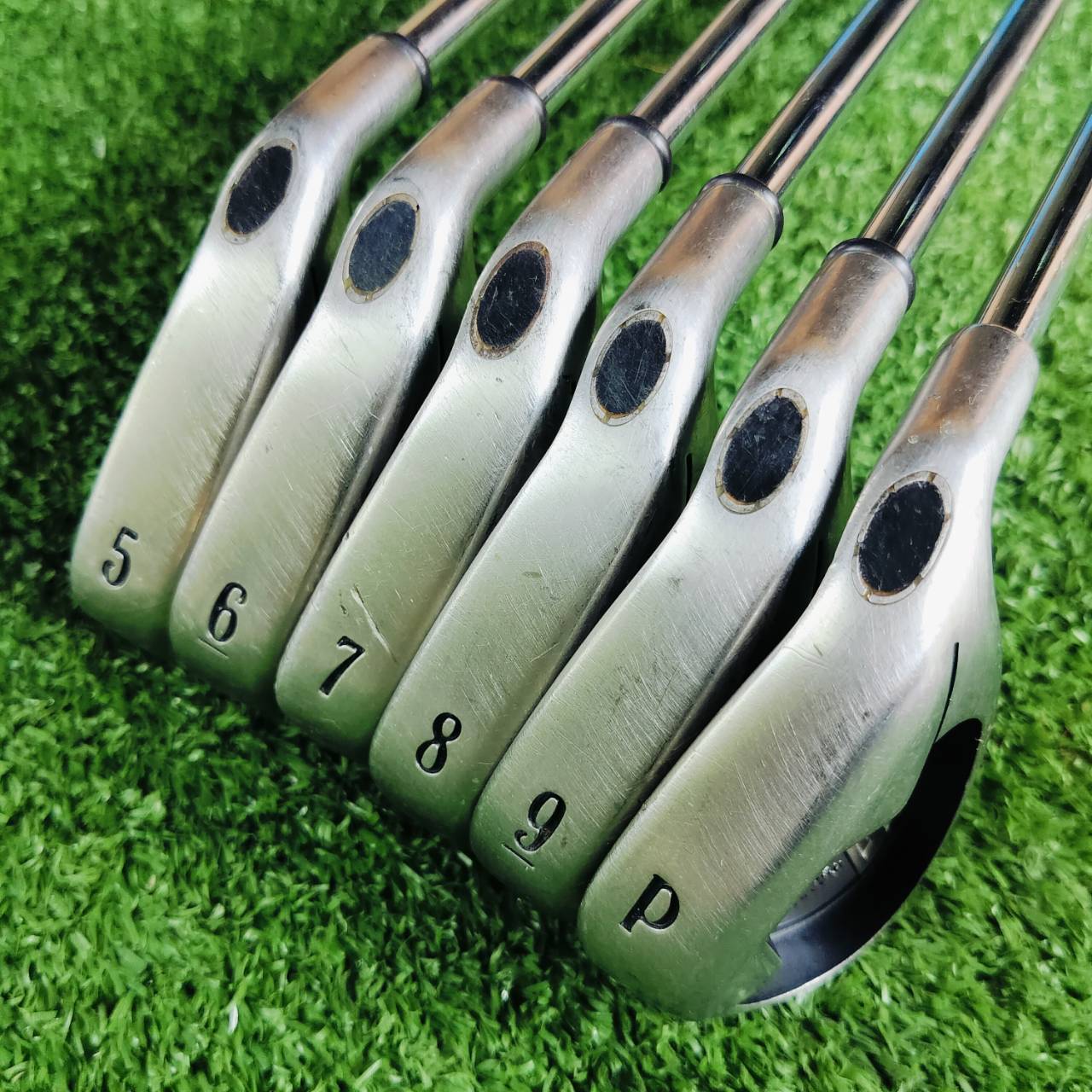 ชุดเหล็ก Callaway X-18 PROSERIES เป็นชุดเหล็กรุ่นดังมากๆ ก้านเสียบทะลุ และผ่าแฉกสวยมาก ก้านเดิมๆทั้งหมด ไม้กอล์ฟพรีเมี่ยมมือสอง ของแท้ By NakaraLuxurious