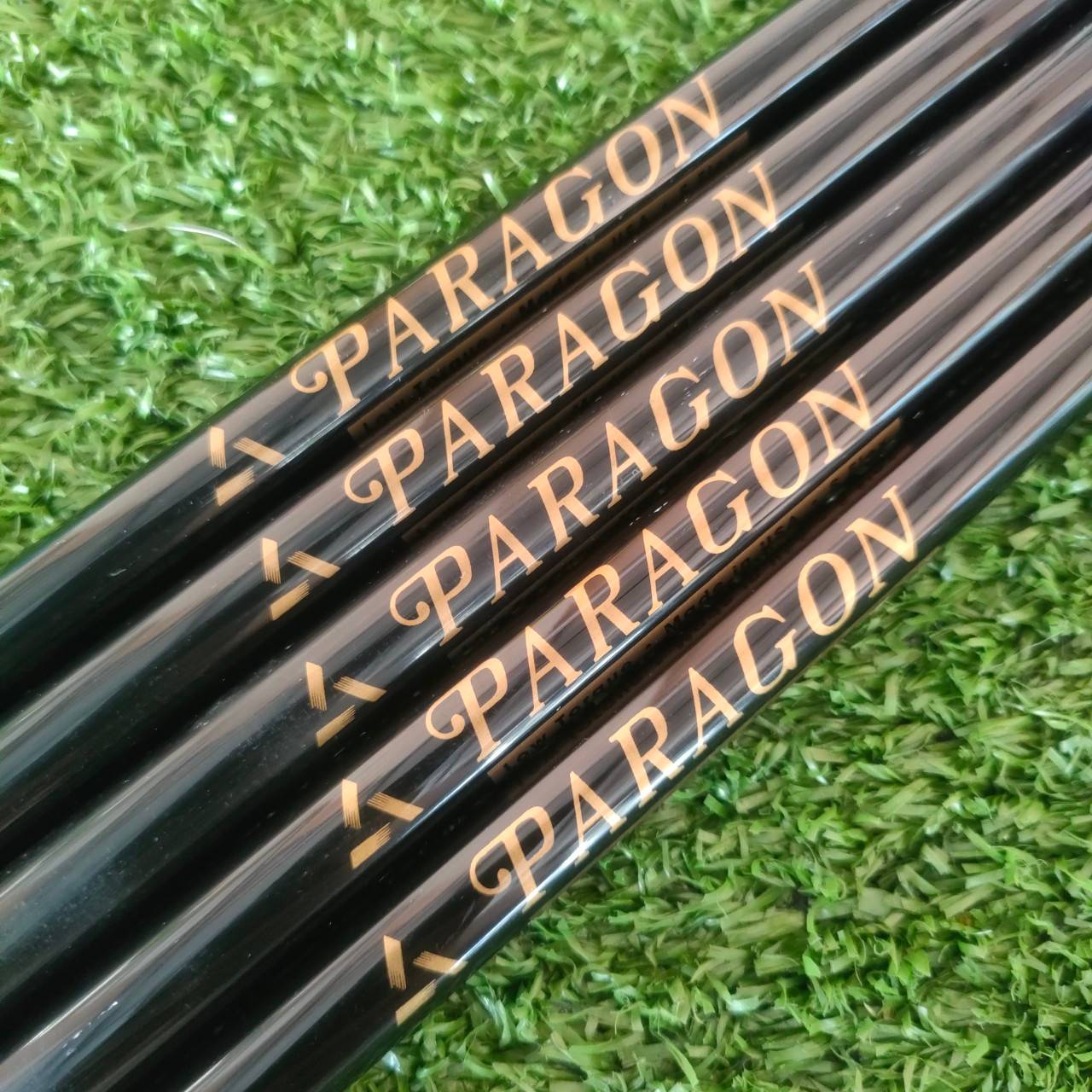 ก้านสำหรับใส่ ชุดเหล็ก PARAGON ความยาว 39 นิ้ว FLEX S เป็นก้าน HIGH MODULUS สุดยอดของกราไฟต์แท้ๆ 100% ไม้กอล์ฟมือหนึ่ง ของแท้ BY NakaraLuxurious