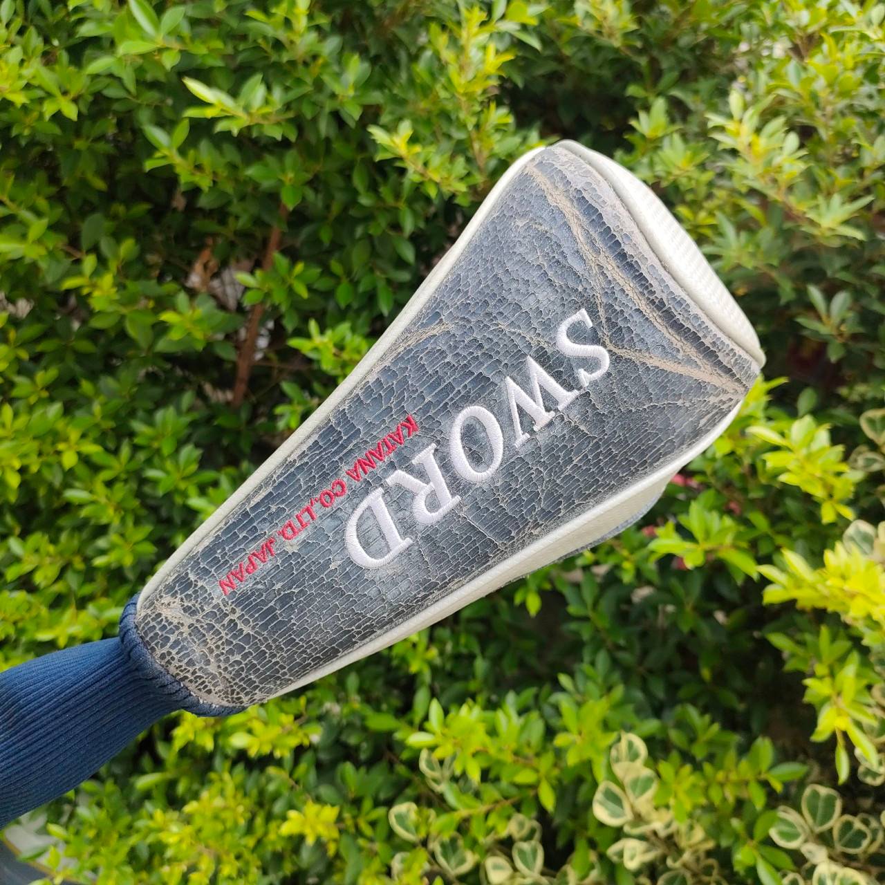 DRIVER SWORD iZU 880 องศา11 ก้าน SWORD iZ50 FLEX R Driver พรีเมี่ยม หน้าเด้ง จากแบรนด์ KATANA ต้นตำหรับตีไกล และยังตีง่าย เร่งสปีดได้ง่ายเพราะ ก้านทำมาเบา ไม้กอล์ฟมือสอง ของแท้ BY NakaraLuxurious