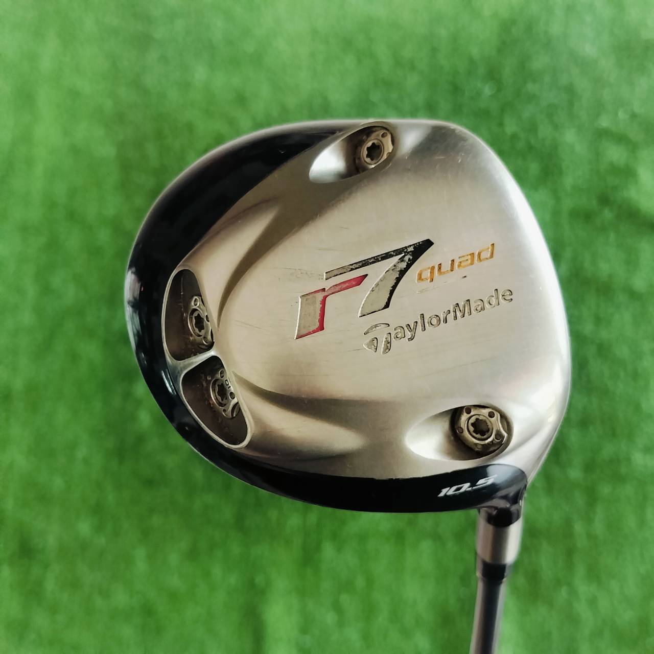 Driver Taylormade r7 quard หมุดไขปรับแบบ 4 จุด องศา 10.5 ก้าน MAS.2 PLUS FLEX R ตีโดนง่ายได้ระยะ ลดพิเศษ!!! ไม้กอล์ฟพรีเมี่ยมมือสอง ของแท้ By NakaraLuxurious