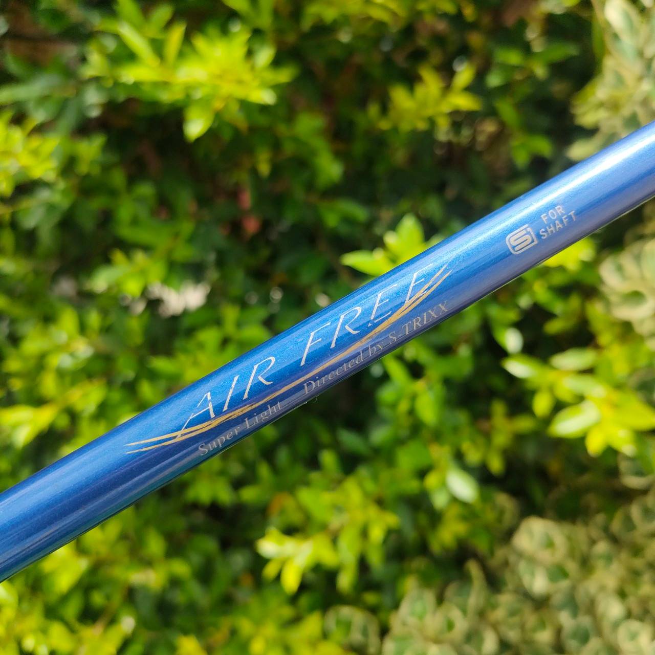 FW7 CALLAWAY BIG BERTHA WAR BIRD เป็นตัว HEAVEN WOODS ตีแทนเหล็กยาว ตีง่ายมากๆ เป็นไฮบริดยุคแรก ซึ่งจะตีง่าย มากกว่าไฮบริดในปัจจุบันมาก และตรงกว่ามาก เหนื่องจากเป็น FW จะ MOI สูงมากๆ