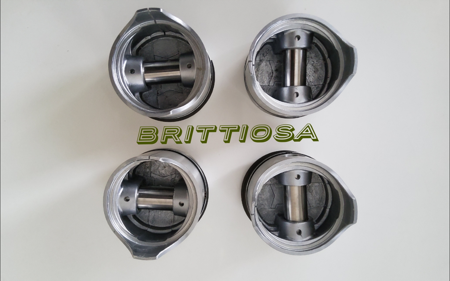 Mäntäsarja OK STD 1600GT/1600E 1967-70 =240e