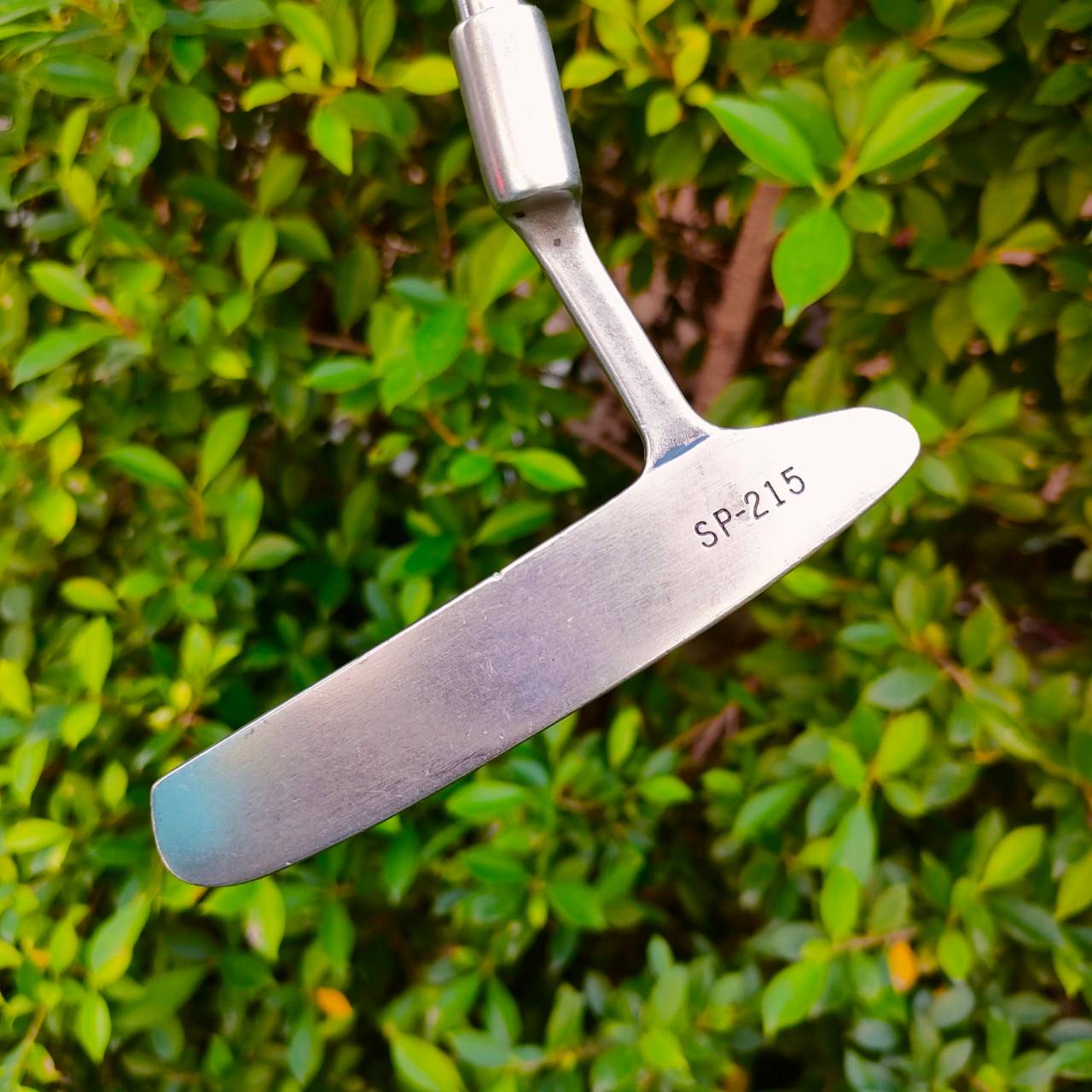 PUTTER DEAD CENTER พัตเตอร์ในตำนาน BY TITLELIST ความยาว 33 นิ้ว การพัตต์ที่แม่นยำ เล็งง่าย น่ำหนักดี เส้นเล็งแม่นมาก ไม้กอล์ฟมือสอง ของแท้ BY NakaraLuxurious