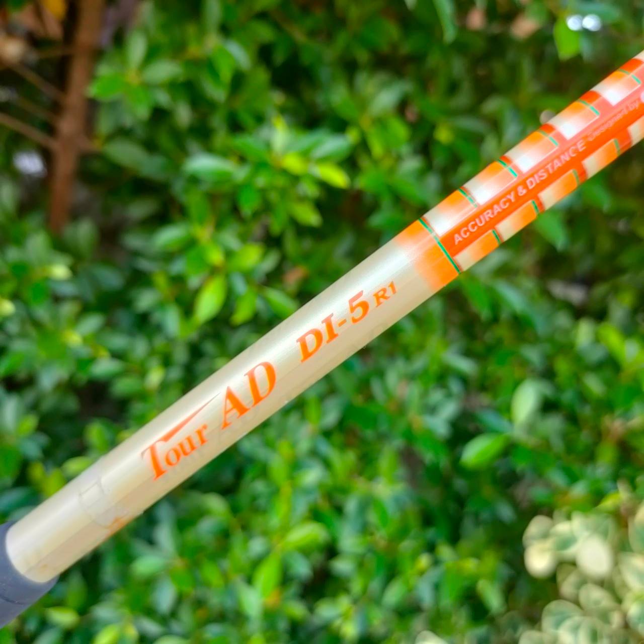 FW3 Royal Collection SFD III ก้าน TOUR AD DI-5 R1 กริพ IOMIC อย่างดี เป็นสุดยอด FW ยอดนิยมในญี่ปุ่น!! ไม้กอล์ฟมือสอง ของแท้ BY NakaraLuxurious