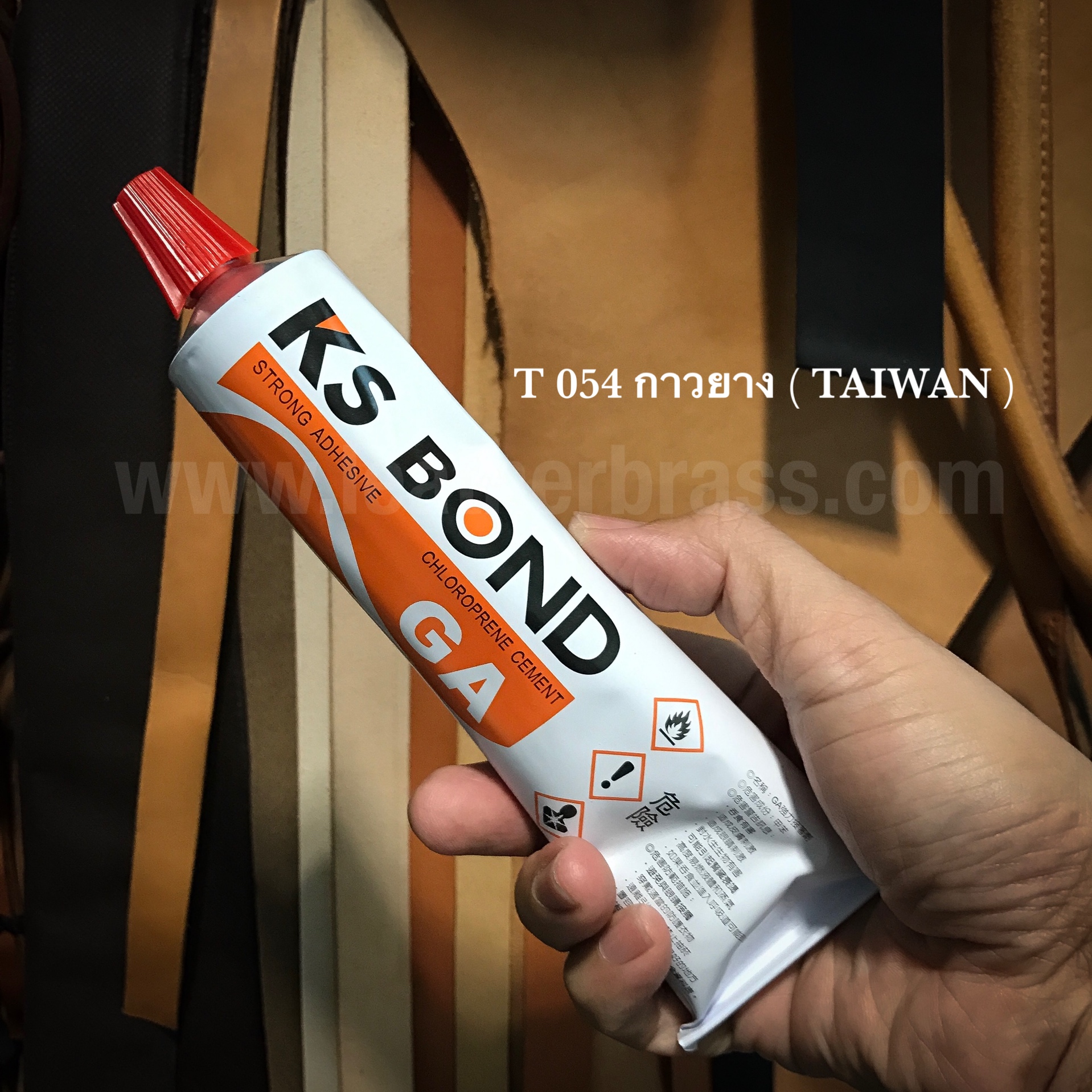 T 054 ( KS BOND ) กาวยางบรรจุหลอด จาก TAIWAN สะดวกและใช้ง่าย‼️**ราคาต่อหลอด**