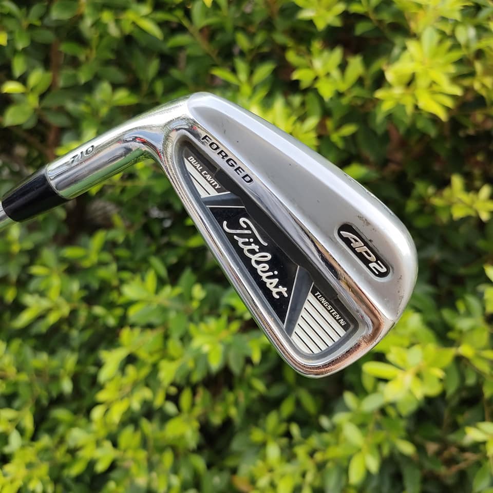 ** ไม้กอล์ฟสำหรับท่านที่ถนัดซ้าย** ชุดเหล็ก TITLEIST AP2 FORGED มีเหล็ก 3-9 เเละ PW ก้าน PROJECT X 6.0 ตีมันส์ตีแม่น มือซ้ายหายากมากๆ ก้านก็ดีแบบสุดๆ มาทั้งแท่ง ลดการสั่น แม่นยำขีดสุด!!!