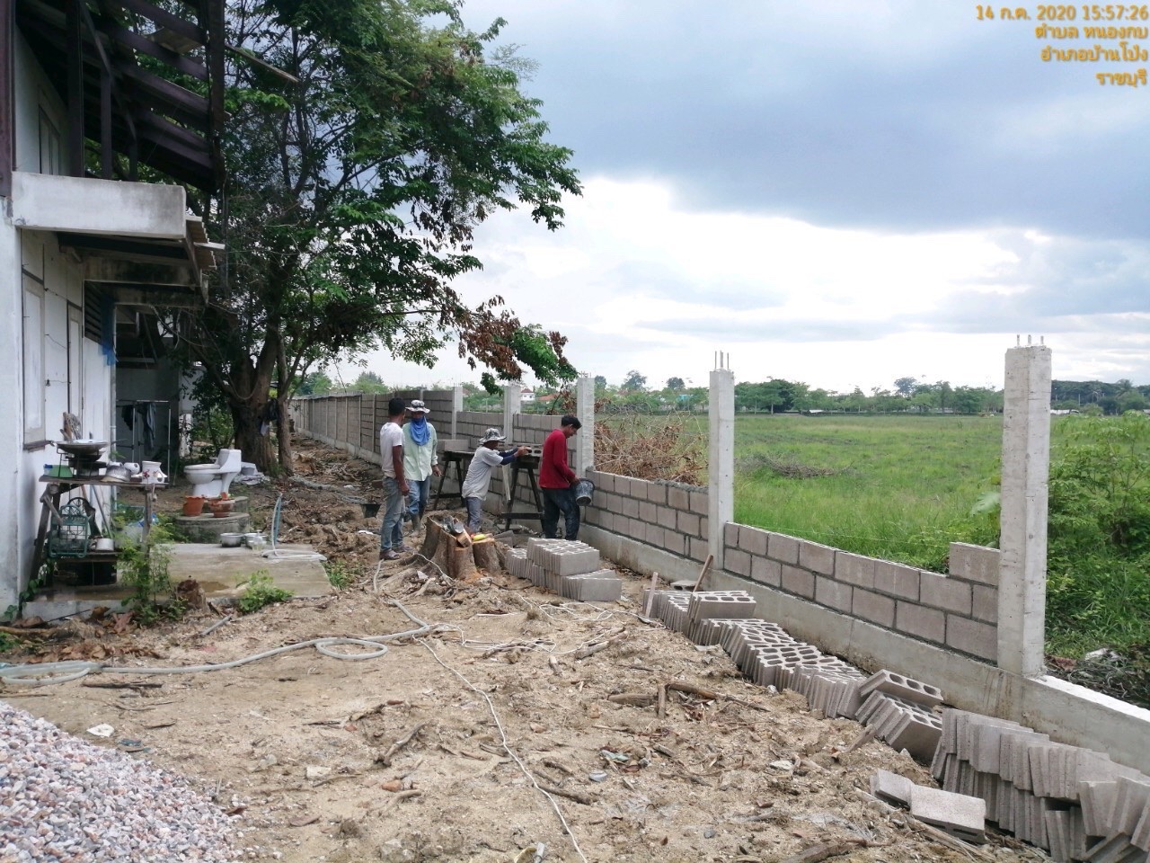 ขนส่ง(บ้านโป่ง) ก่อสร้างรั้วรอบขนส่ง