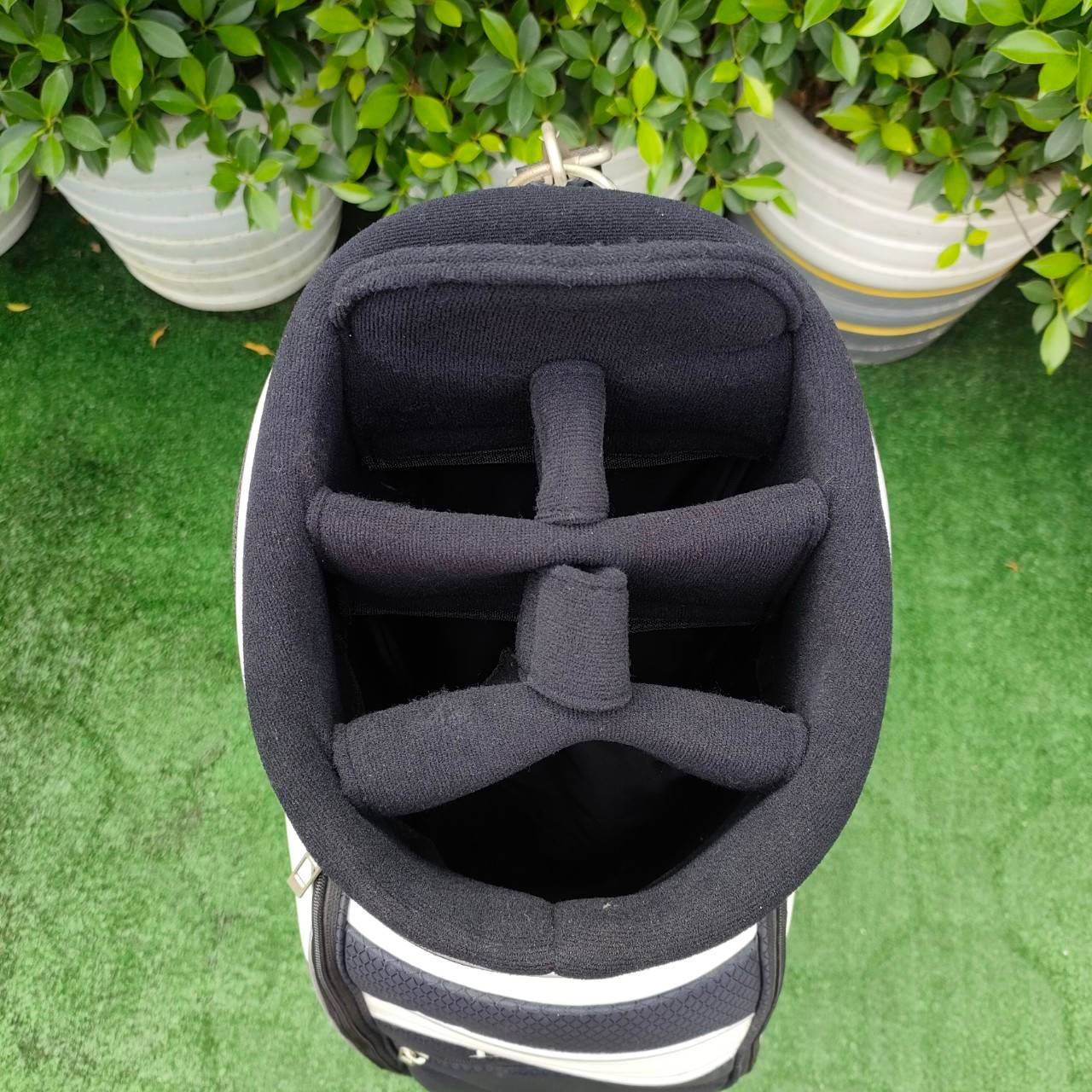 ถุงกอล์ฟ TSURUYA ES -2 มือสอง ของแท้ สวยเดิมครับ