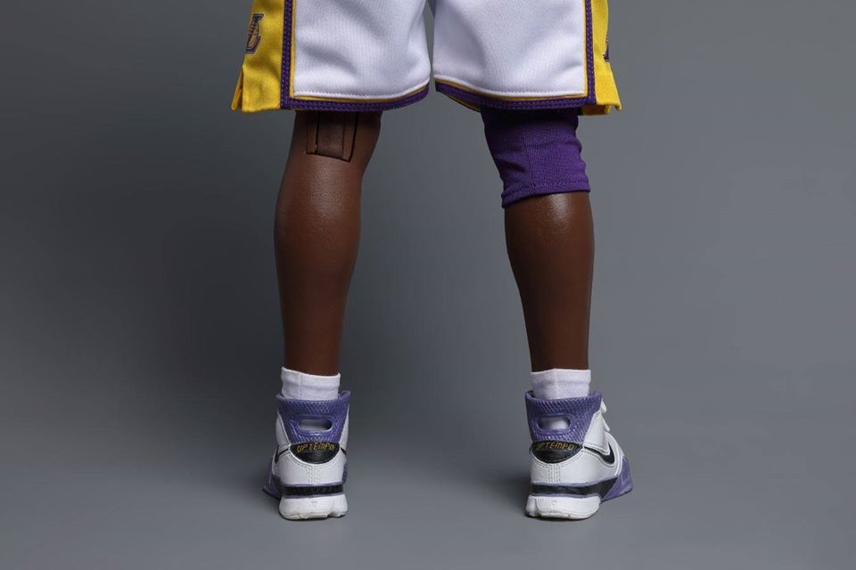 [สั่งจอง]ADYANCE TOYS AD-024 1/4 Kobe 8