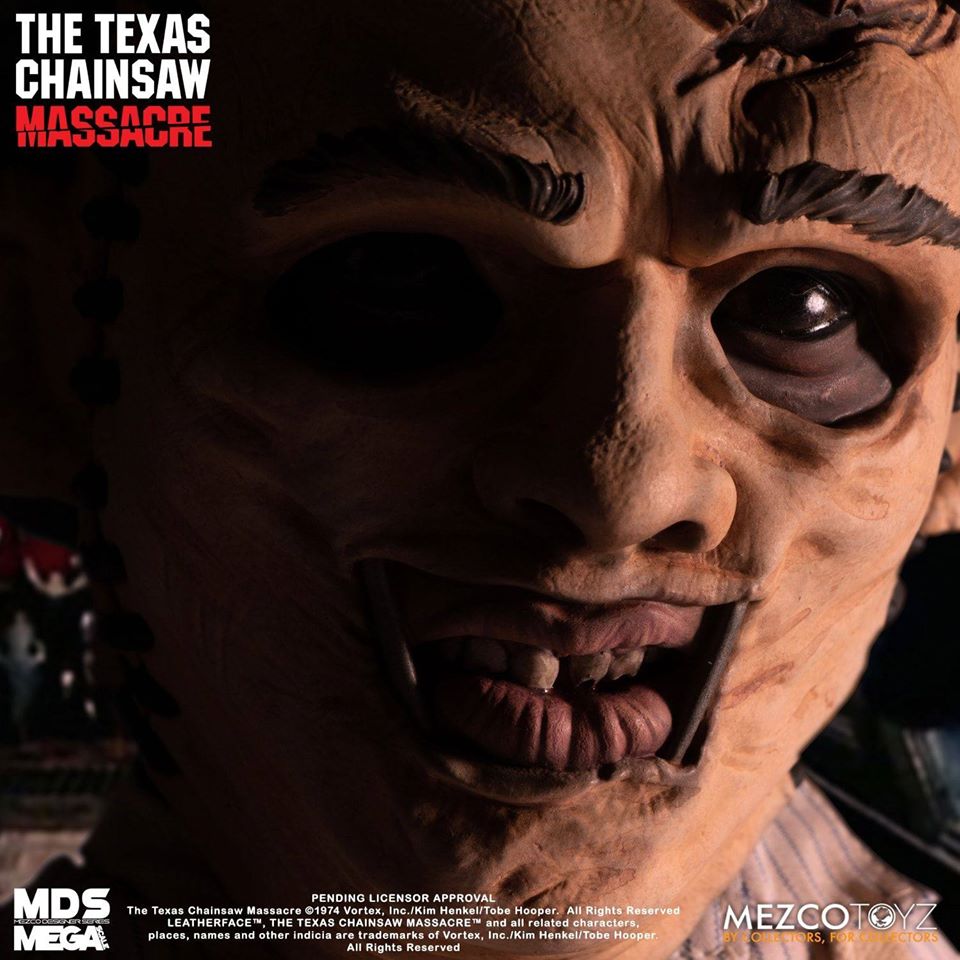 [สั่งจอง]Mezco Toyz MDS MEGA SCALE The Texas Chainsaw Massacre (1974) : Leatherface With Sound