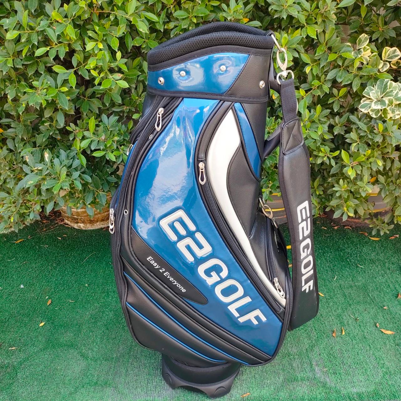 ถุงกอล์ฟ E2 GOLF มือสอง ของแท้ ถุงแบรนด์เกาหลี สภาพสวยๆเลยค่ะ ถุง TOUR ไม้กอล์ฟมือสอง ของแท้ BY NakaraLuxurious