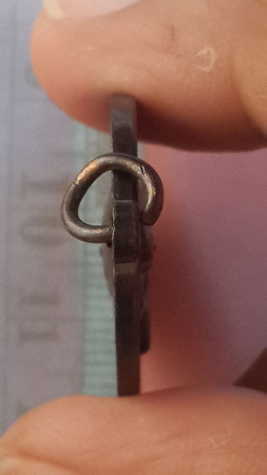 เหรียญ หลวงปู่ ทวด หลัง พระครู ศรัทธา นุรักษ์ พ่อท่านวัน วัดลอน พัทลุง ปี 2557