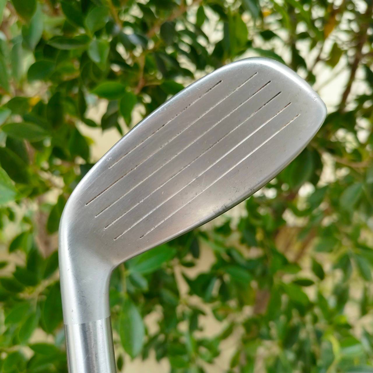 HYBRID 3 CLEVELAND LAUNCHER องศา 20.5 ก้าน MIWAZAKI X-TOUR FLEX R เป็นไฮบริดที่ตีง่ายมากๆ ออกแบบหัวสวยมาก