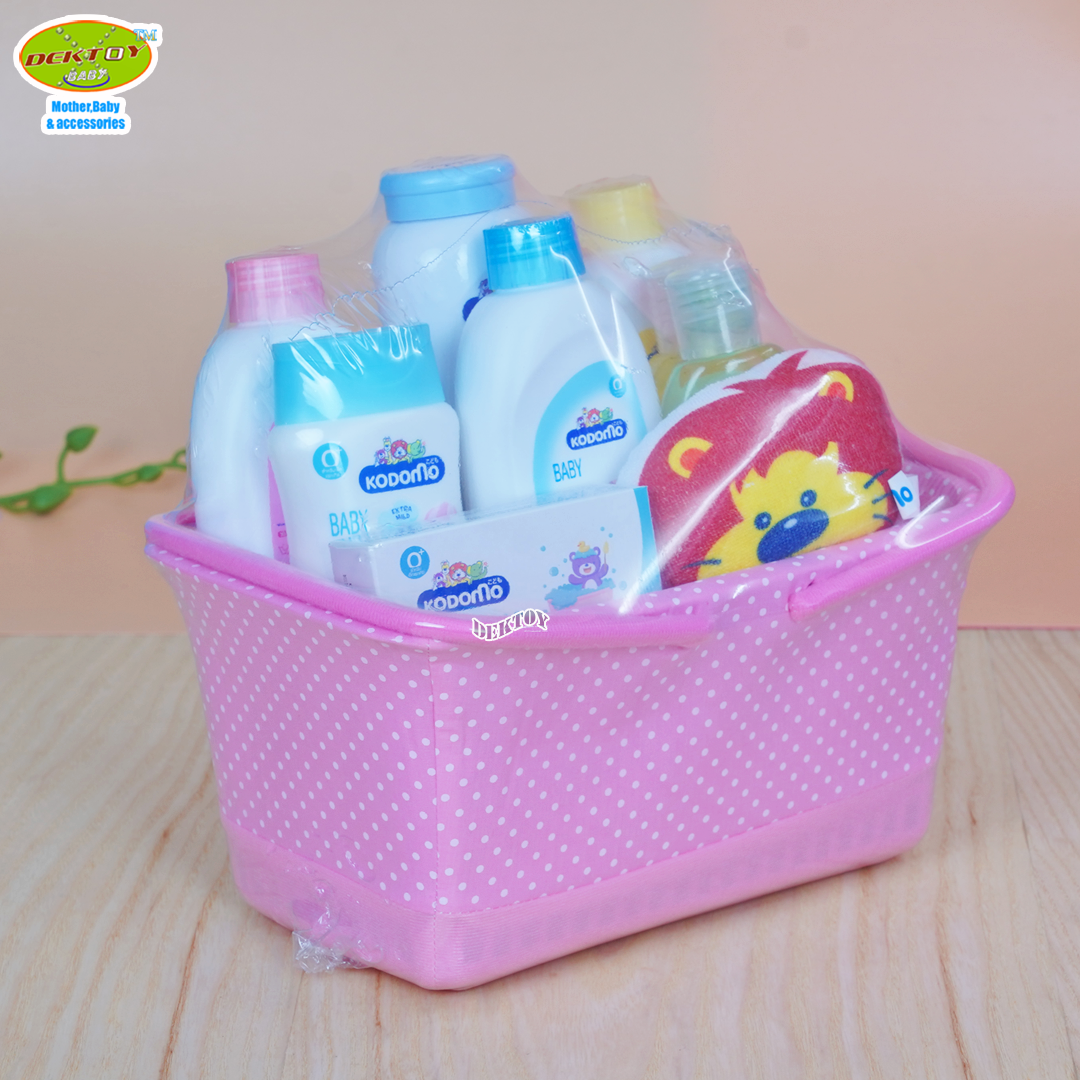 Kodomo โคโดโมะ ชุดของขวัญตะกร้า เซ็ทเยี่ยมคลอด สำหรับเด็กแรกเกิด 9 ชิ้น