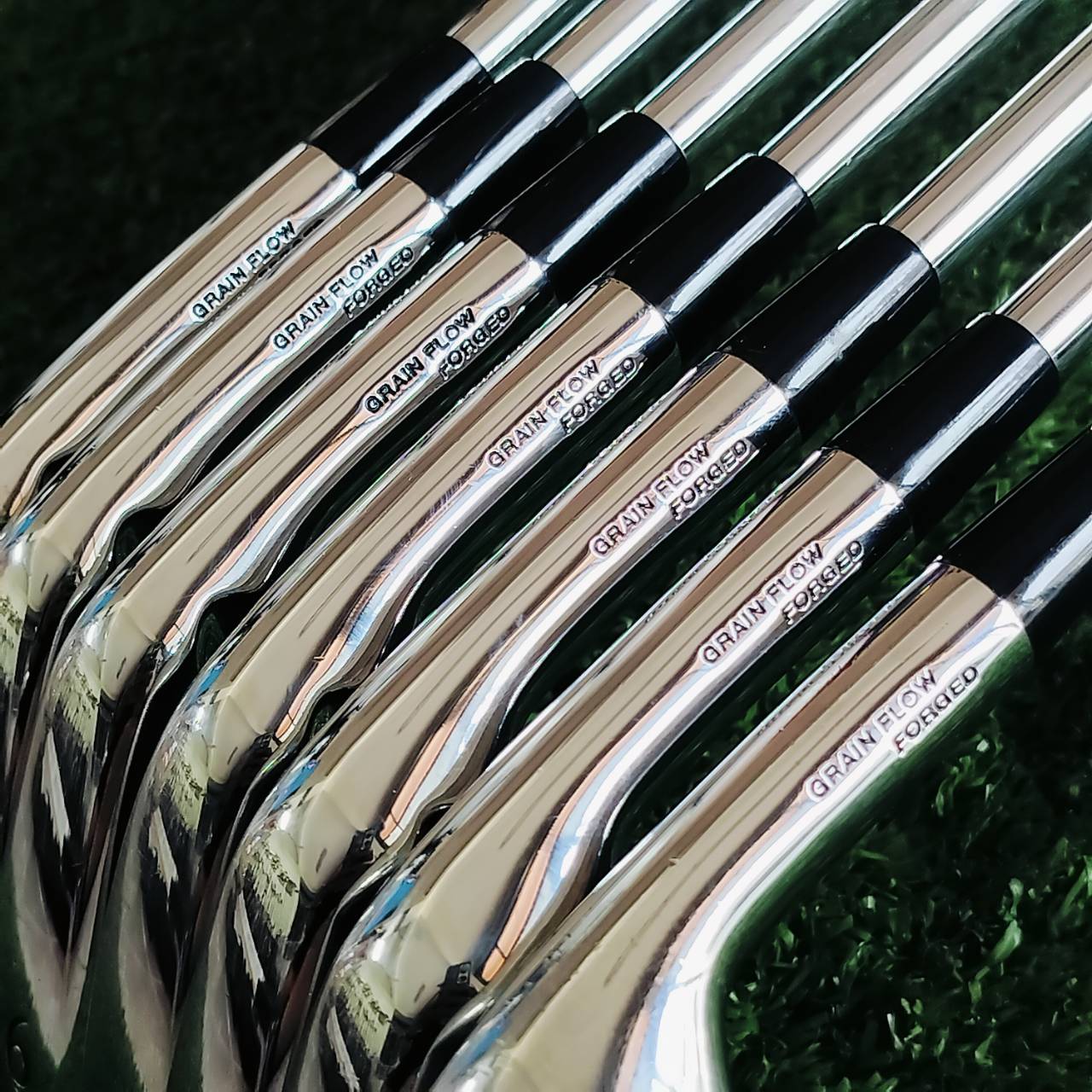 ชุดเหล็ก MIZUNO MP69 FORGED ก้าน NS PRO 950 FLEX S สภาพสวยจัด!!! วัสดุ GRAIN FLOW FORGED 1025E “Pure Select” เป็นรูปทรงเบลดที่ลงตัวมากที่สุด ไม้กอล์ฟพรีเมี่ยมมือสอง ของแท้ By NakaraLuxurious