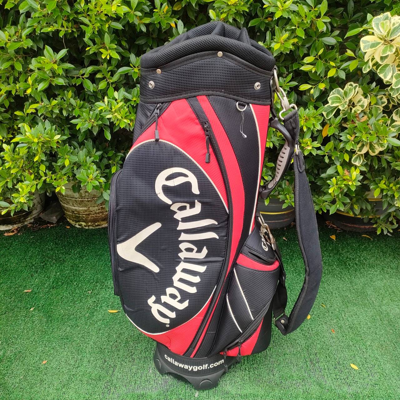 ถุงกอล์ฟ CALLAWAY มือสอง ของแท้ สภาพพร้อมใช้งาน เบา กันน้ำ ซิปดีทั้งหมด มือสอง ของแท้ BY NakaraLuxurious
