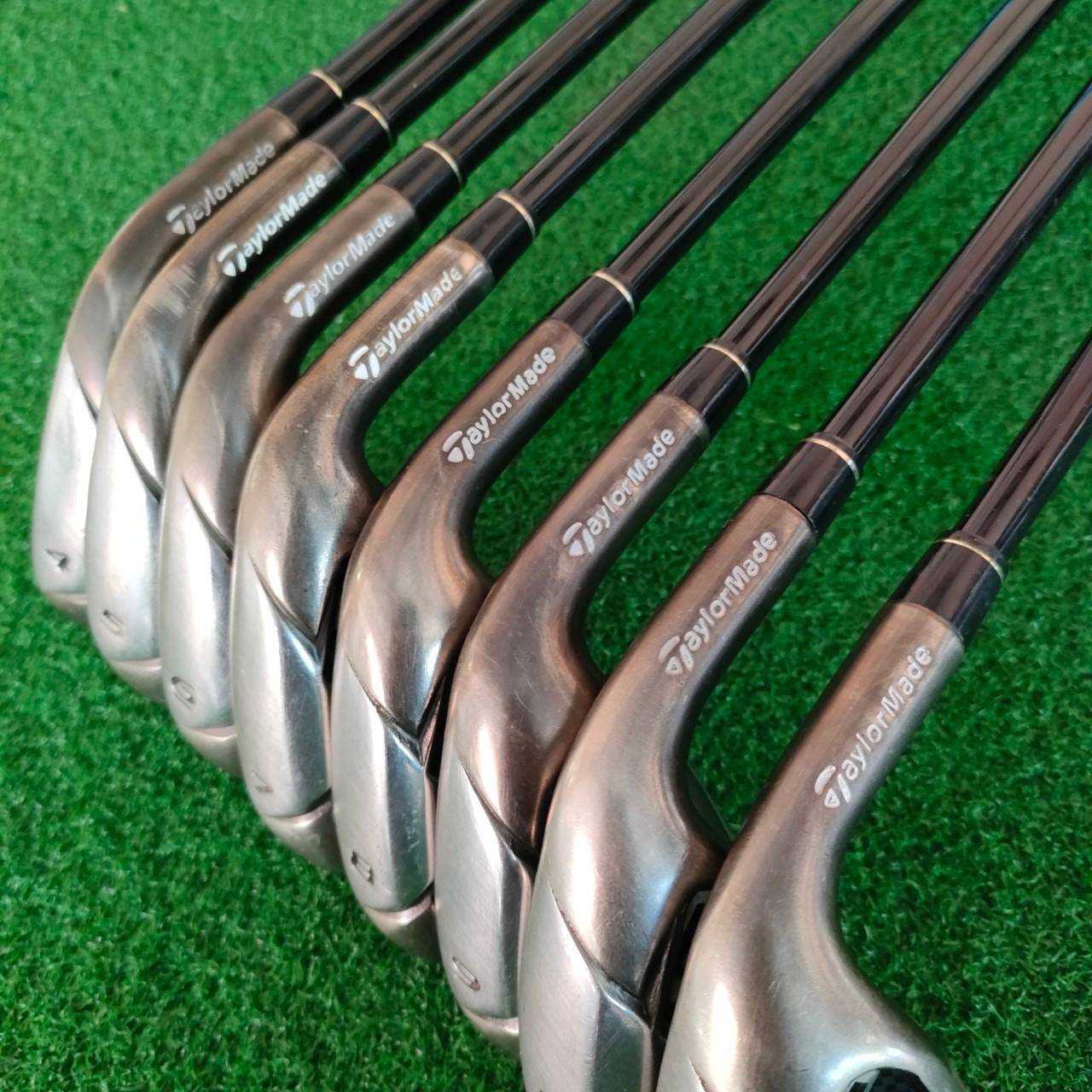 ชุดเหล็ก TAYLORMADE BURNER 2.0 มีเหล็ก 5-9 PW AW SW ได้ 8 ชิ้น ก้าน BURNER 2.0 SUPERFAST FLEX S ตัว 2.0 นิยมสุดๆ เน้นตีง่าย ใบใหญ่ และตีได้ระยะมากๆ ก้านเบาสบาย