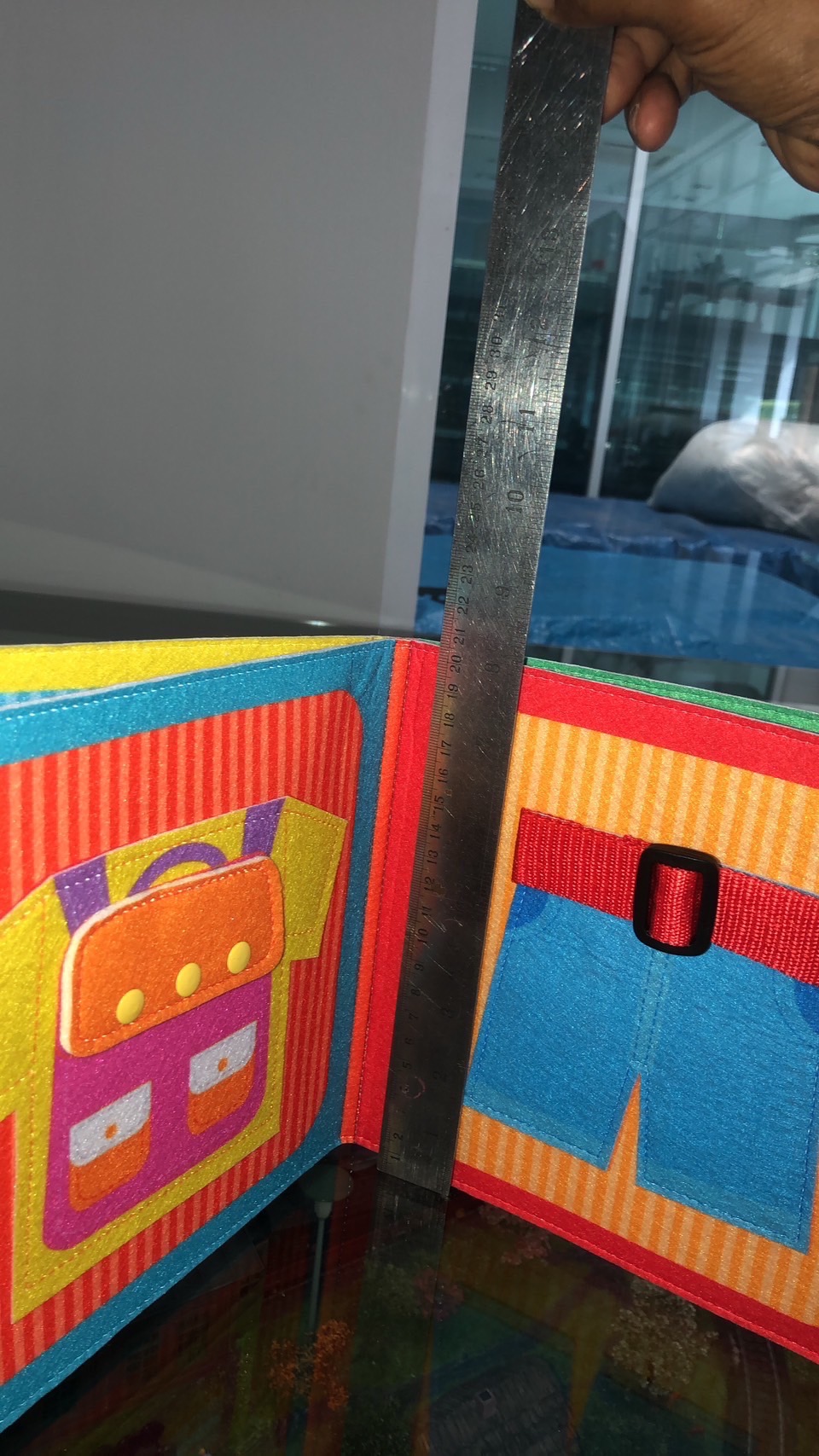 หนังสือผ้าฝึกแต่งตัว 6 แบบ ฝึกการแต่งกาย ของเล่นเสริมพัฒนาการ ,ของเล่นเสริมทักษะ,ของเล่นเด็ก, สื่อการสอนอนุบาล