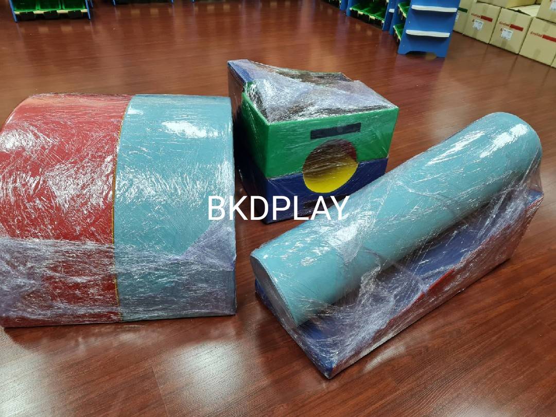ชุดตัวSสูง45ซม. ทางเดินฝึกการทรงตัว-พัฒนาการนุ่มนิ่ม8ชิ้น ทางเดิน pvc, ตัวS เบาะนุ่มนิ่ม หนัง soft play, indoor playground เครื่องเล่นสนามในร่ม kidzone มุมเด็ก