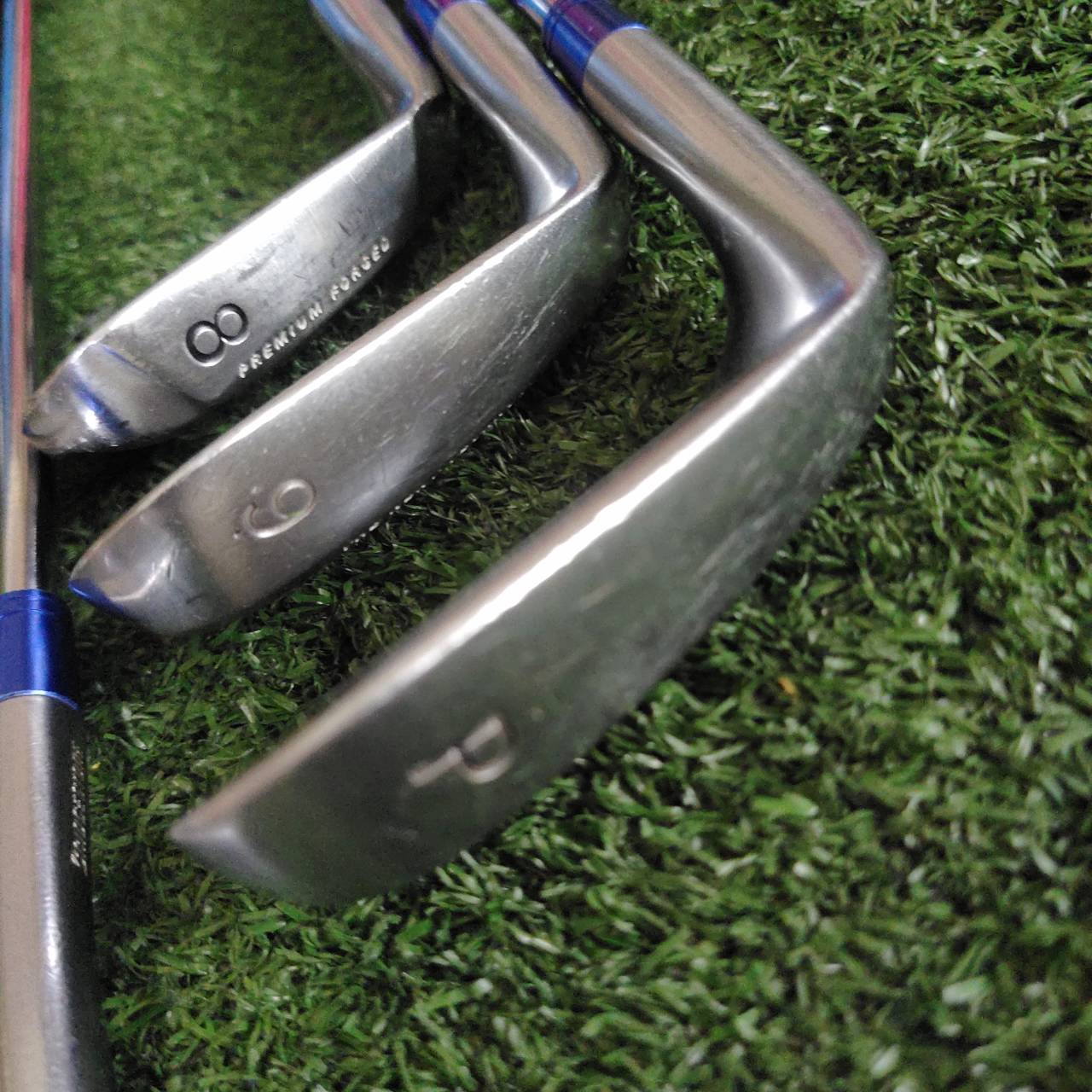 TOURSTAGE X-BLADE CB แค่ชุดแต่ง ราคาก็แพงหูฉีกแล้วค่ะ!! ปลอกคอแต่งทั้งชุด กริพ GOLF PRIDE ทั้งชุด