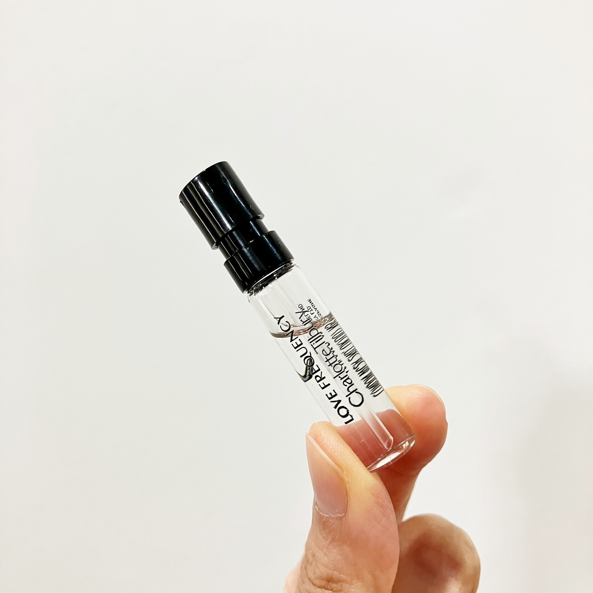 น้ำหอม Vial Charlotte Tilbury Love Frequency EDP