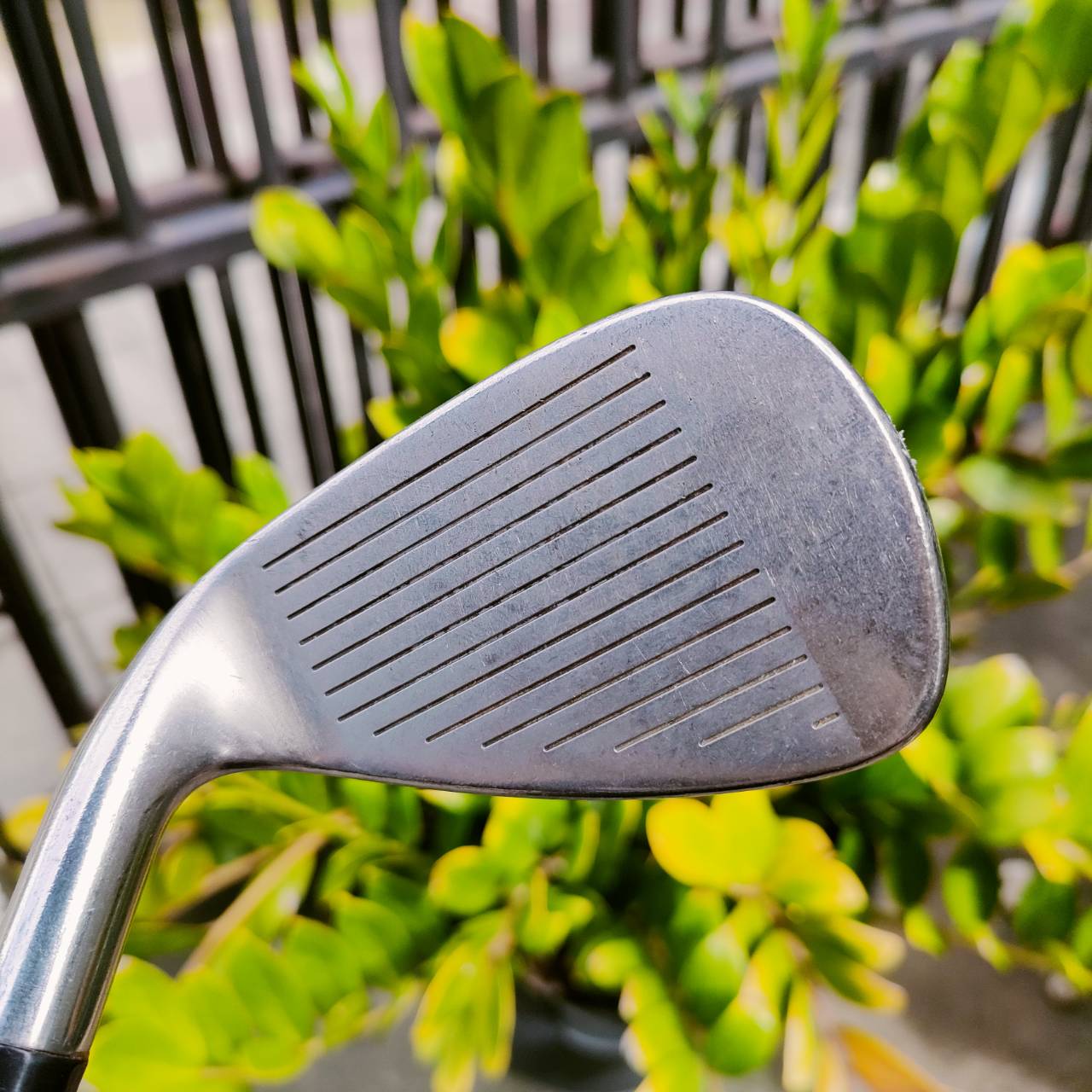 เหล็ก 8 titleist AP1 714 ก้าน NSPRO 950 FLEX R เป็นเหล็กที่ตีง่ายและคมกว่า AP2 ในเหล็กสั้นวางได้แม่นยำมาก ไม้กอล์ฟพรีเมี่ยมมือสอง ของแท้ By NakaraLuxurious