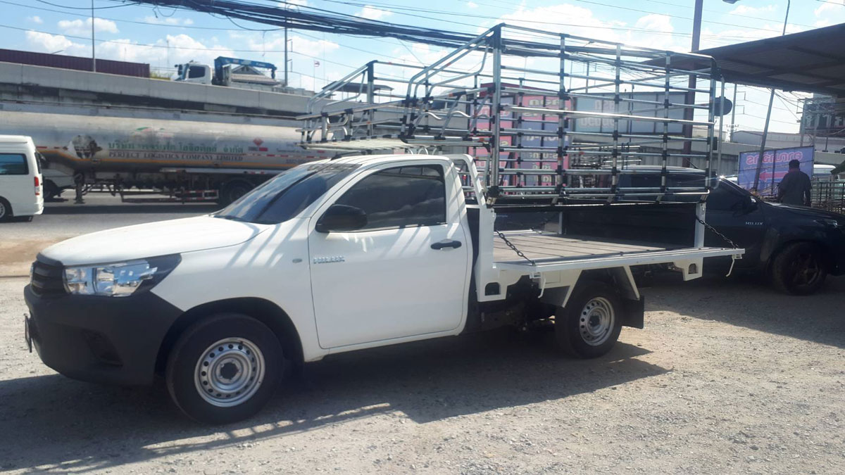 กระบะพื้นเรียบเปิด 3 ด้าน โตโยต้า รีโว่+คอกสูง 130 ซม.