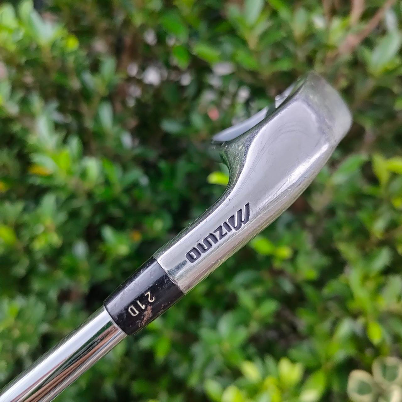 ชุดเหล็ก MIZUNO PRESAGE NAVIGATOR มีเหล็ก 5 - 9 PW ก้าน N.S.PRO 950 GH สภาพสวยเดิมๆทุกอย่างครับ ตีง่าย หลังลึก ควบคุมทิศทางได้ดีแม่นยำ นุ่มสไตล์ญี่ปุ่น