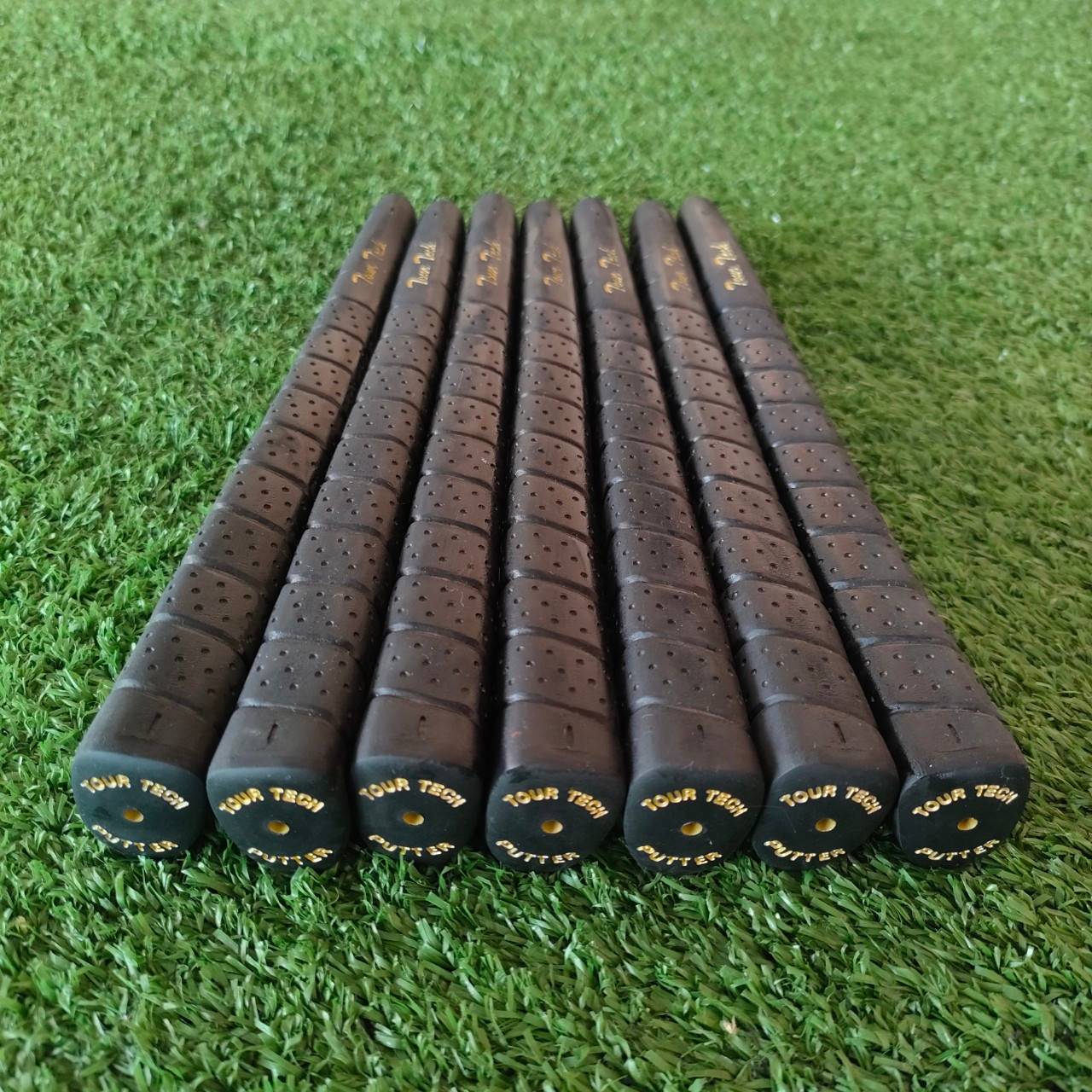 GRIP PUTTER TOUR TECH ของใหม่!! เหนียว นุ่ม หนึบ!! มือหนึ่ง ของแท้ BY NakaraLuxurious