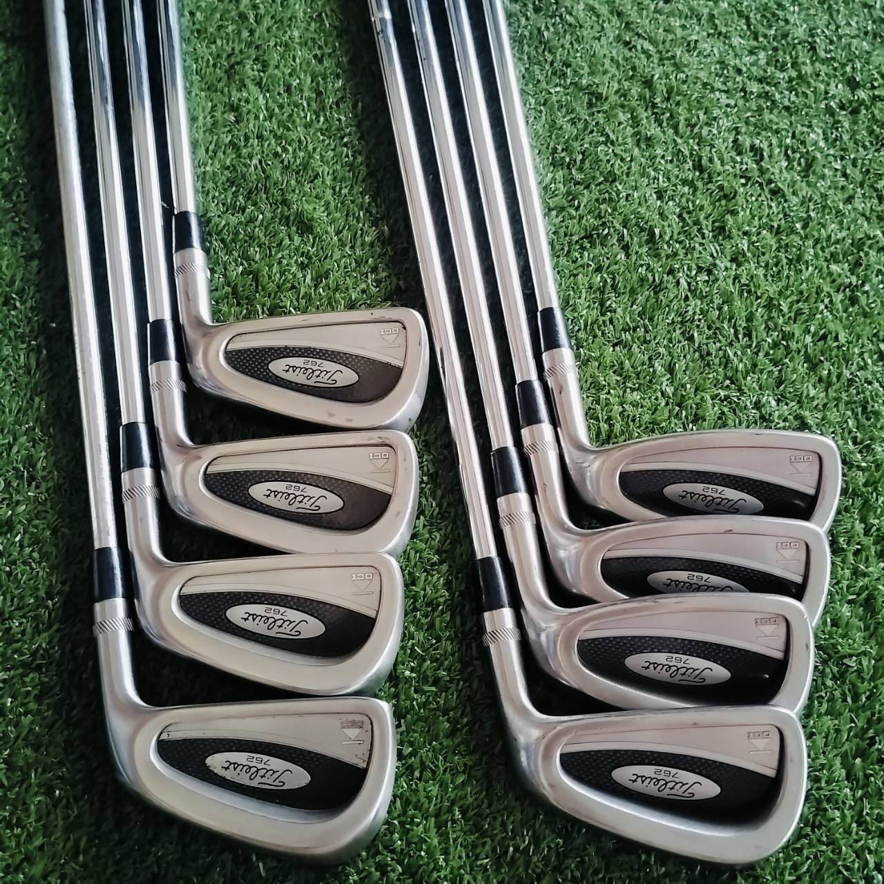 ชุดเหล็ก TITLEIST DCI 762 มีเหล็ก 3 4 5 6 7 8 9 เเละ P ก้าน DYNAMIC GOLD R300 สภาพสวยมาก หน้าสวยทุกเหล็ก ไม้กอล์ฟพรีเมี่ยมมือสอง ของแท้ By NakaraLuxurious