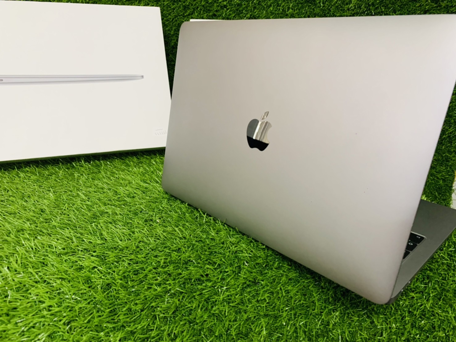 โน๊ตบุ๊ค MacBook Air 13 inch 2019 (A1932) - Technical Specifications