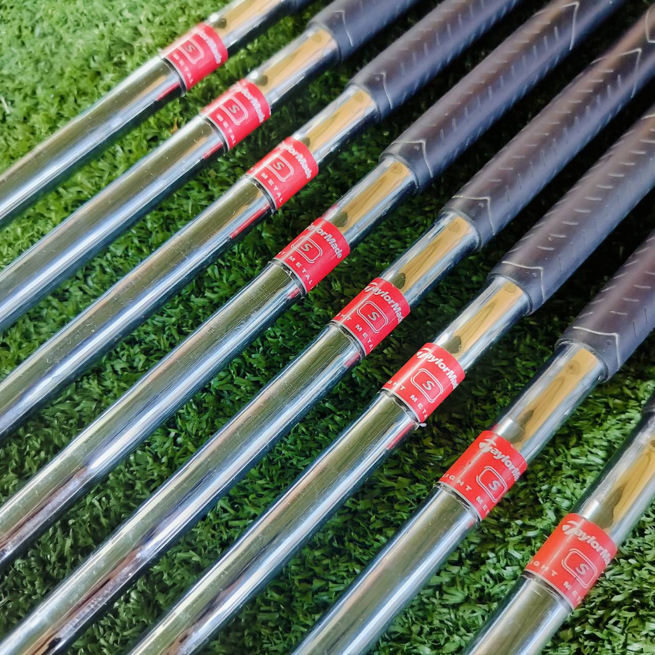 ชุดเหล็ก Taylormade RAC HT มีเหล็ก 3 4 5 6 7 8 9 PW ก้าน Taylormade FLEX S ใบใหญ่ตีง่ายมาก ไม้กอล์ฟพรีเมี่ยมมือสอง ของแท้ By NakaraLuxurious