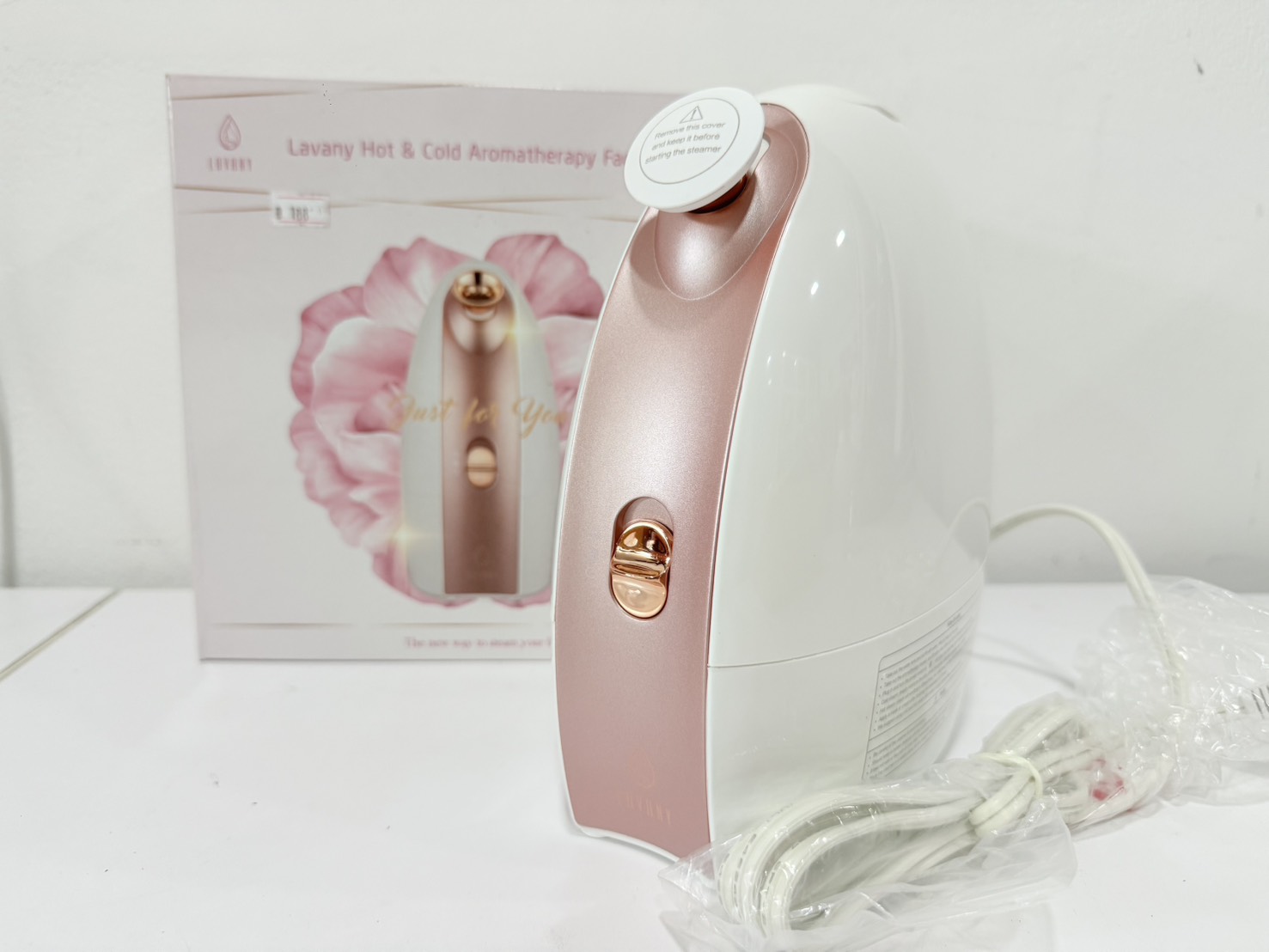 LAVANY เครื่องพ่นไอน้ำ 2 in 1 พ่นไอร้อนและพ่นไอเย็น พร้อมมีระบบน้ำมันหอมระเหย