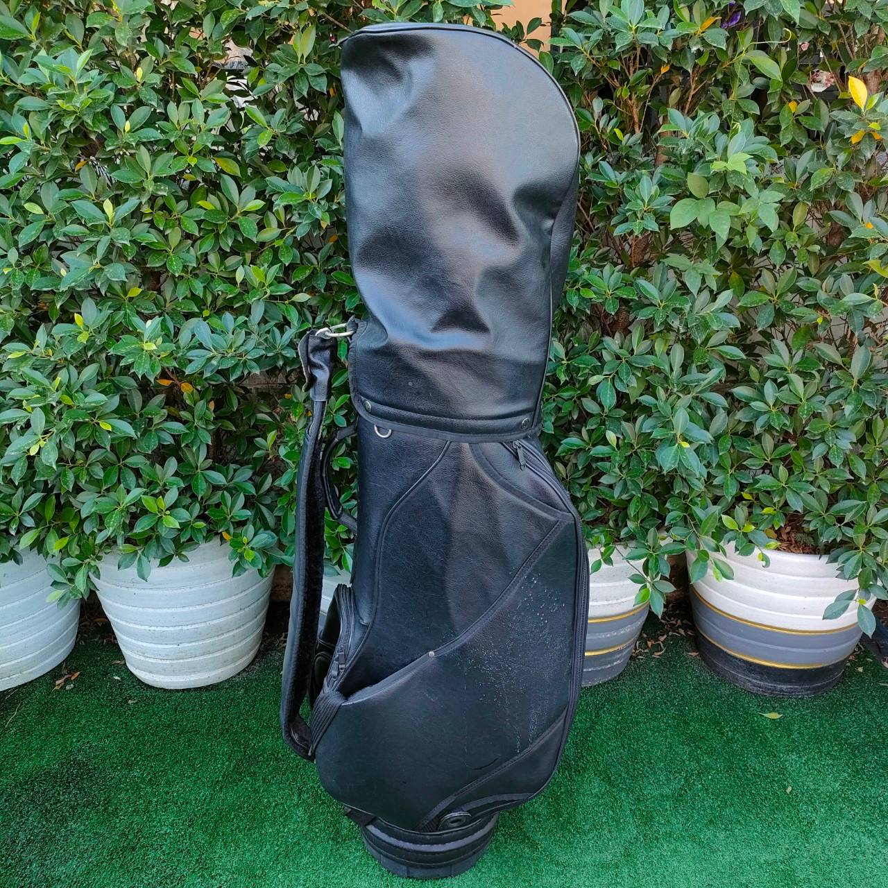 ไม้กอล์ฟครบชุด PROTEAM 323 ROYAL ROMARNO ITALY ทั้งชุดประกอบด้วย หัวไม้ 1,3,5 ก้าน PROTEAM 323 ROYAL ROMARNO ITALY FLEX R ชุดเหล็ก 5-9 เเละ PW SW PUTTER สวยพัตต์ง่าย พร้อมถุงกอล์ฟภายในบุกำมะหยี่อย่างดี