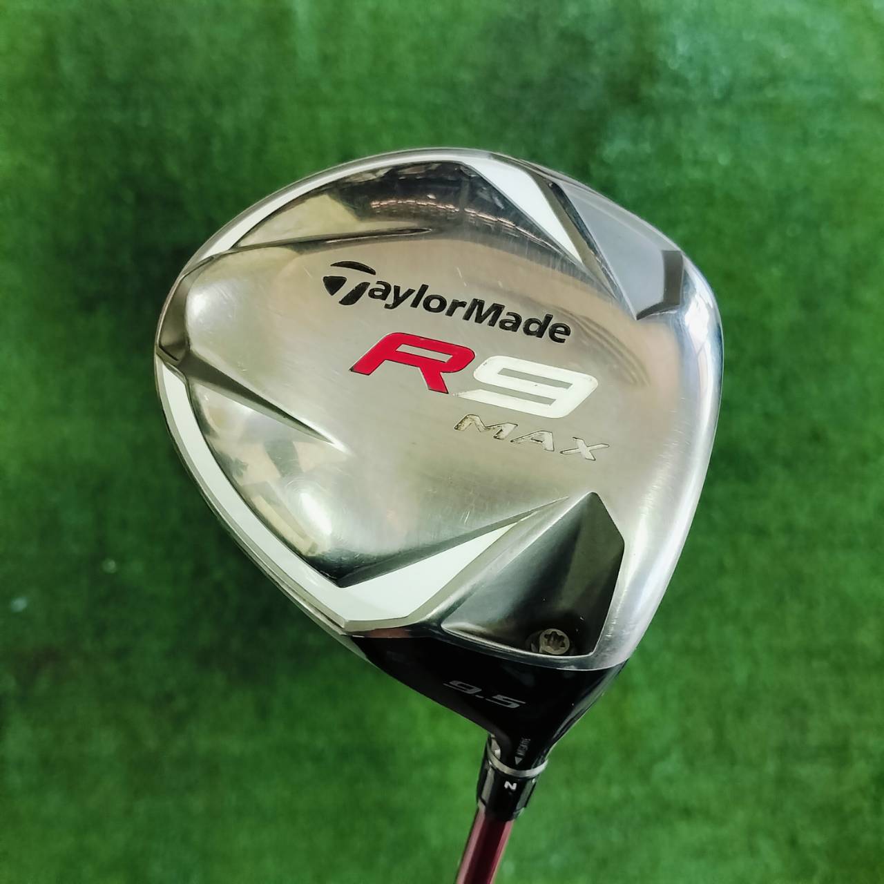 DRIVER TAYLORMADE R9 MAX องศา 9.5 ก้าน FUJIKURA MOTORE FLEX SR ตีไกลแบบเต็ม MAX รุ่น MAX หน้าเด้ง ไม้กอล์ฟพรีเมี่ยมมือสอง ของแท้ By NakaraLuxurious