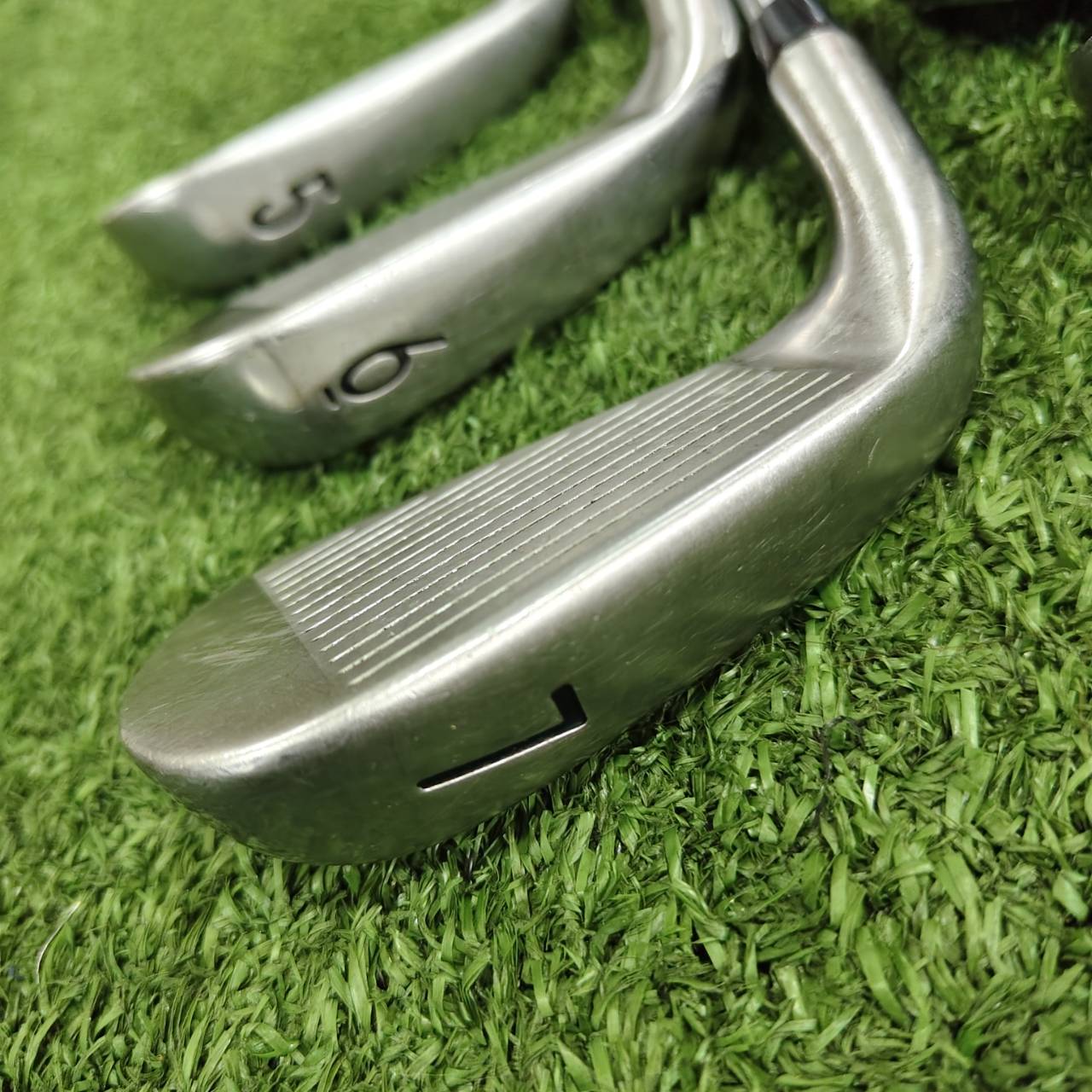 สุดยอดชุดเหล็ก! Titleist T300 ด้วยโครงสร้าง Max Impact ช่วยส่งพลังได้เต็มหน้าไม้!