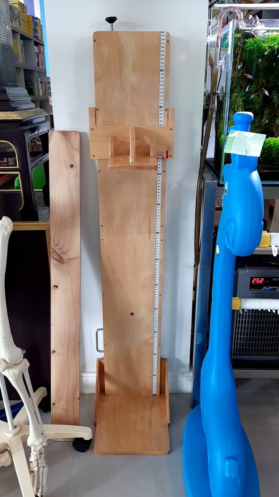 ไม้วัดยูนิเซฟ unicef ไม้วัดตั้งพื้น แบบยืน และแบบนอน สำหรับโรงพยาบาล โรงเรียน ไม้วัดส่วนสูงเด็ก