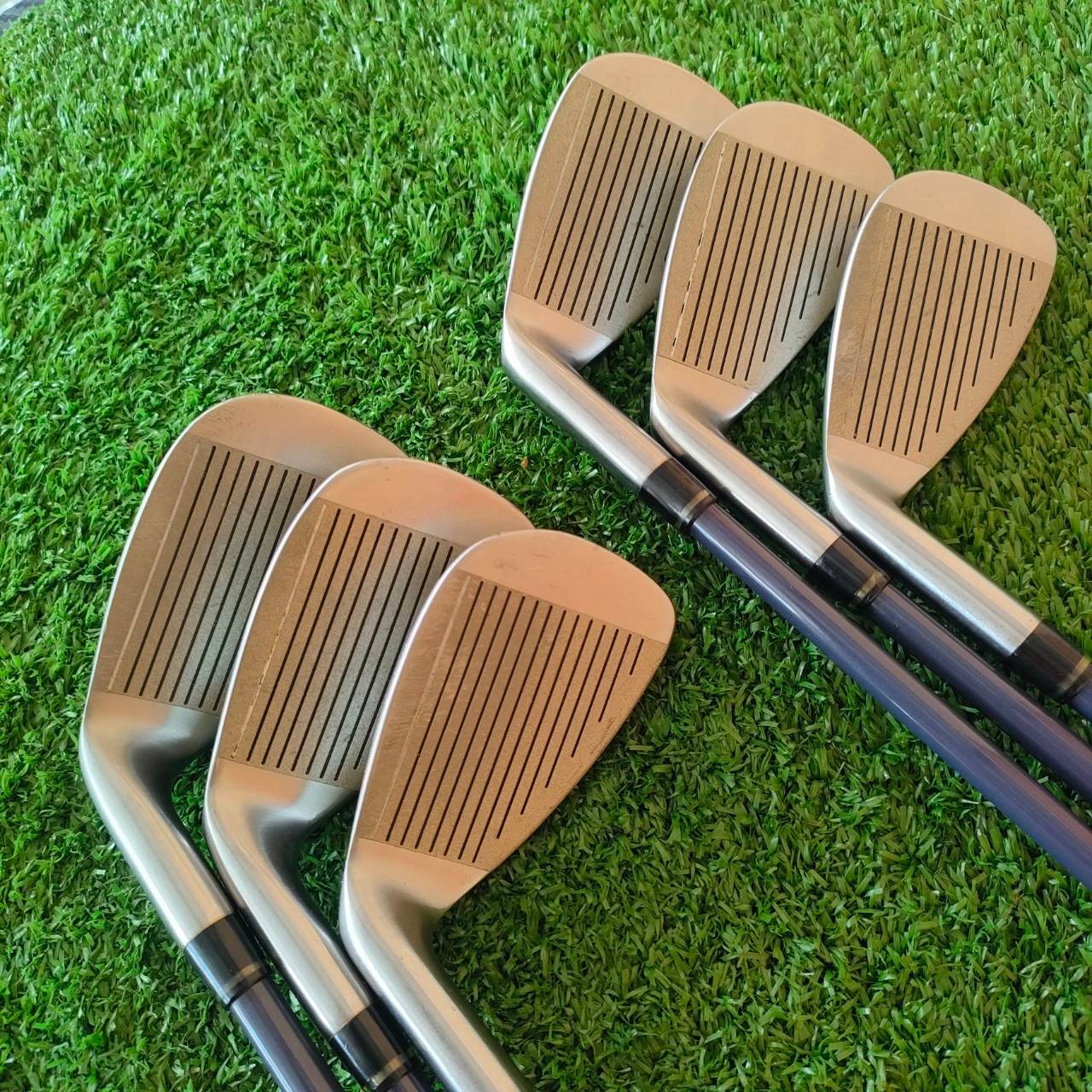 ** ไม้กอล์ฟสำหรับผู้หญิง** ชุดเหล็ก FILA PERUGIA มีเหล็ก5-9 เเละ PW SW **ขาดเหล็ก 7 ค่ะ ** ก้าน FILA FLEX L ของ FILA แท้ ตีดีมาก ไม้กอล์ฟมือสอง ของแท้ BY NakaraLuxurious