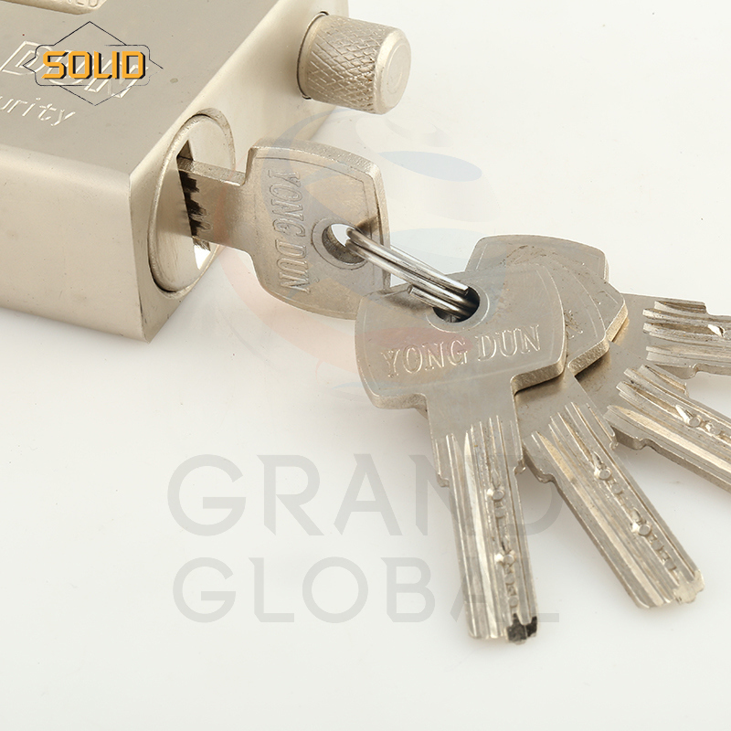 แม่กุญแจ 74 มม. กุญแจ กันเลื่อย กันตัด กุญแจคล้อง กุญแจบ้าน ชุปโครเมี่ยม เหล็กหนา แข็งพิเศษ สำหรับ ประตู รั้ว โกดัง
