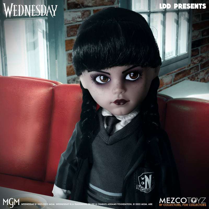 [สั่งจอง] Mezco Toyz 10" : LDD Wednesday Nevermore Academy