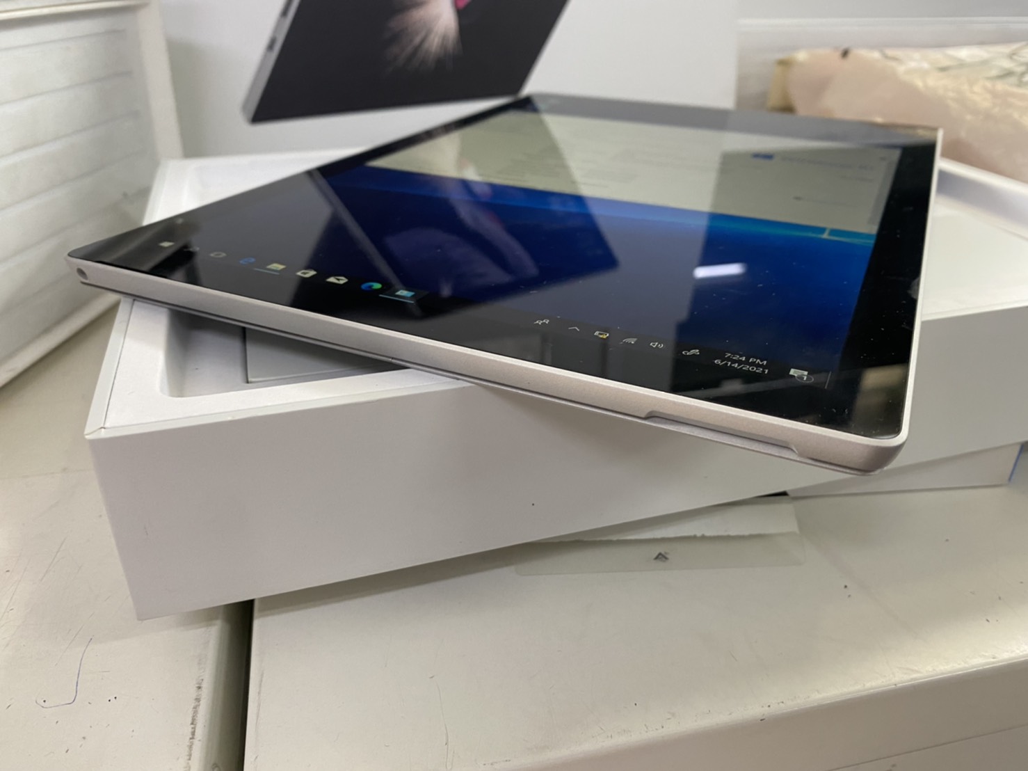 Microsoft Surface Pro1796